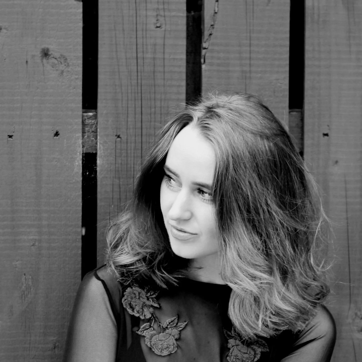Susannah Dickey is the author of two poetry pamphlets, I had some very slight concerns (2017) and genuine human values (2018), both published by The Lifeboat, Belfast. Her poetry has appeared in The White Review, Magma and Ambit , and she was shortlisted for The White Review short story prize in 2018. Her first novel, Tennis Lessons, will be published in 2020 by Doubleday.