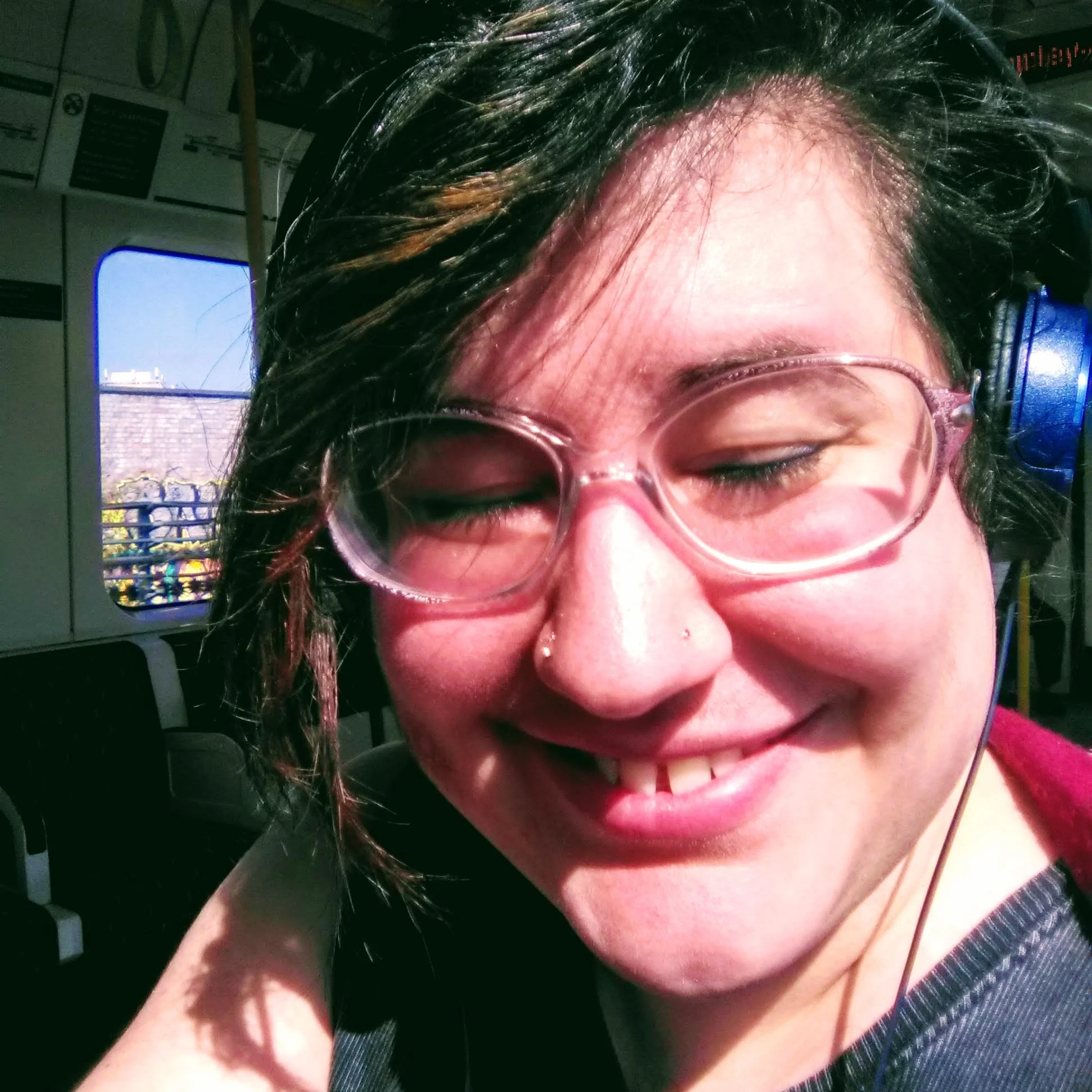 Anna Kahn is a Barbican Young Poet and a London Library Emerging Writer. She has gigged a lot. Her work has been published in journals (The Rialto, The London Magazine) and anthologies (Why Poetry: The Lunar Poetry Podcasts Anthology, The Dizziness of Freedom.)