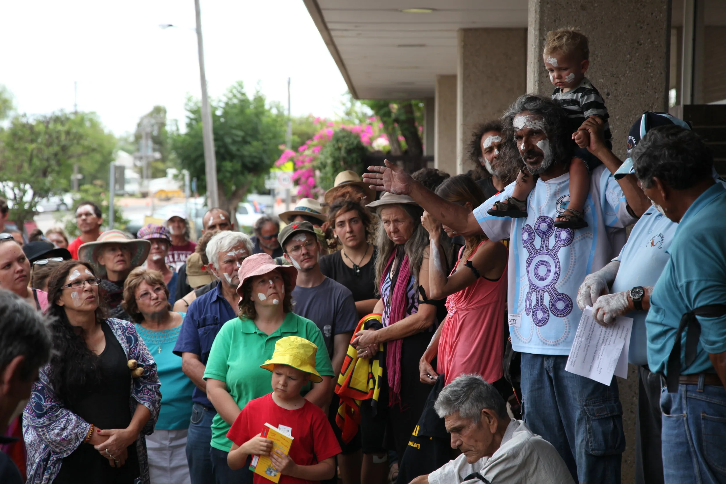 gomeroi-led-march-narrabri.jpg