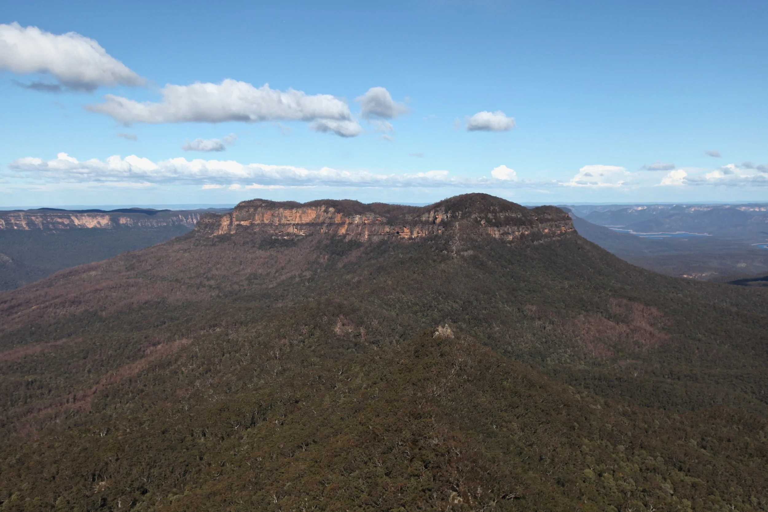 The view of Mount Solitary from the end of the Castle Head track.