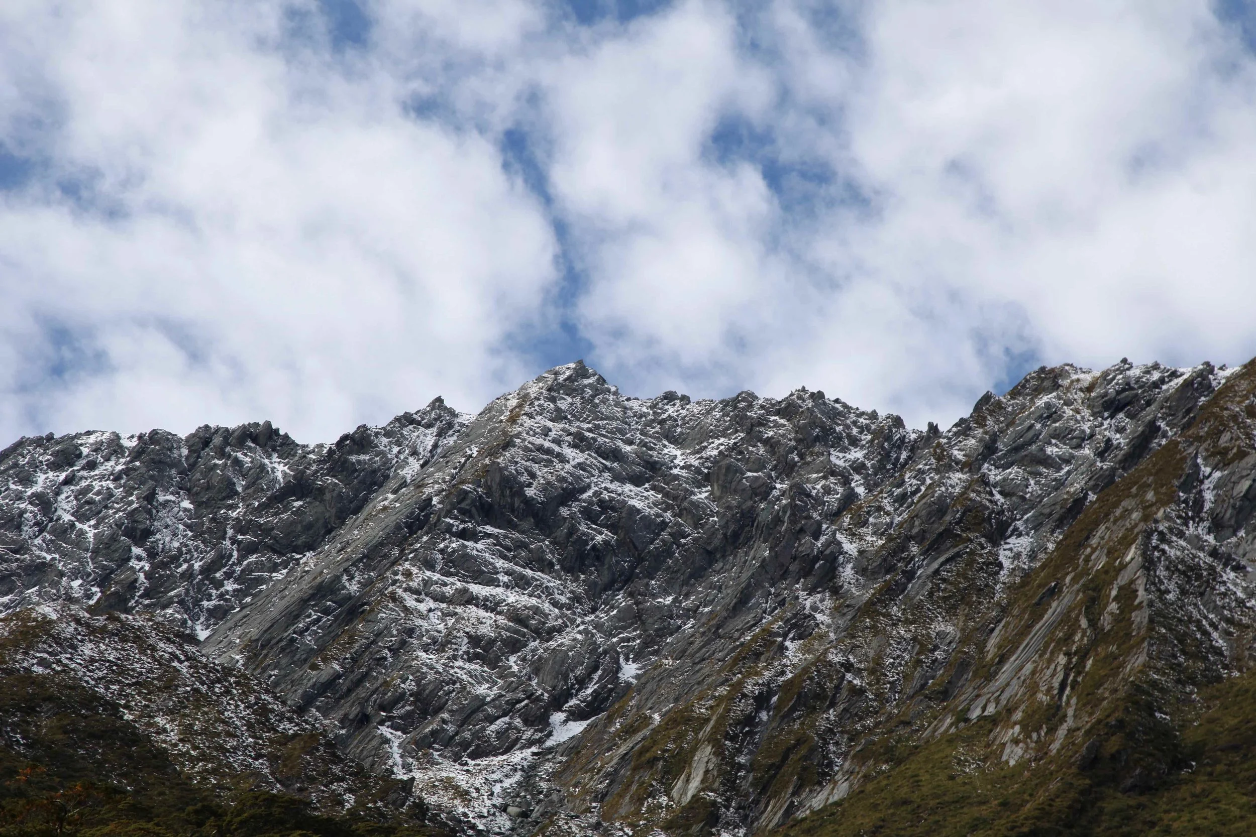 mt-aspiring-rob-roy-mountain-view.jpg