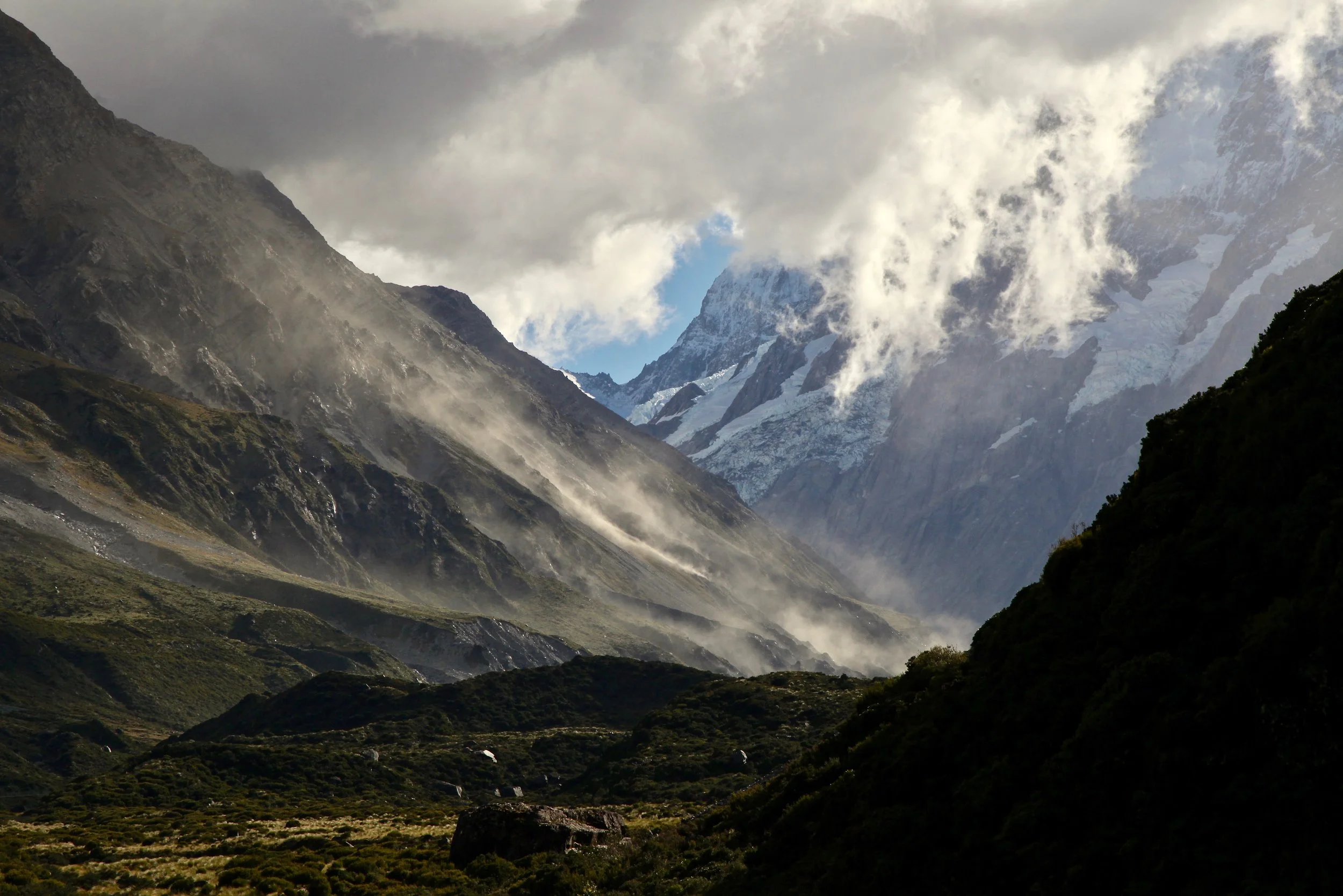 hooker-valley-light-clouds.jpg