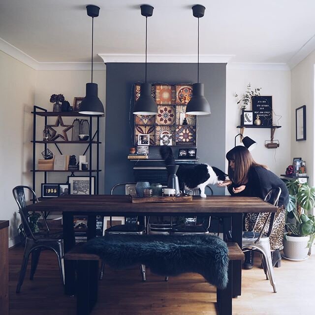 Still slowly putting the kitchen and dining room back together but I cannot wait to show you the results! I&rsquo;m so happy with it, see my stories for a sneak peek if you haven&rsquo;t already. 👀 
Have a lovely Sunday whatever you&rsquo;re up to -