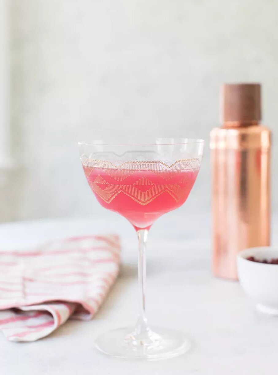 Pretty Pink Gin &amp; Cranberry Martini