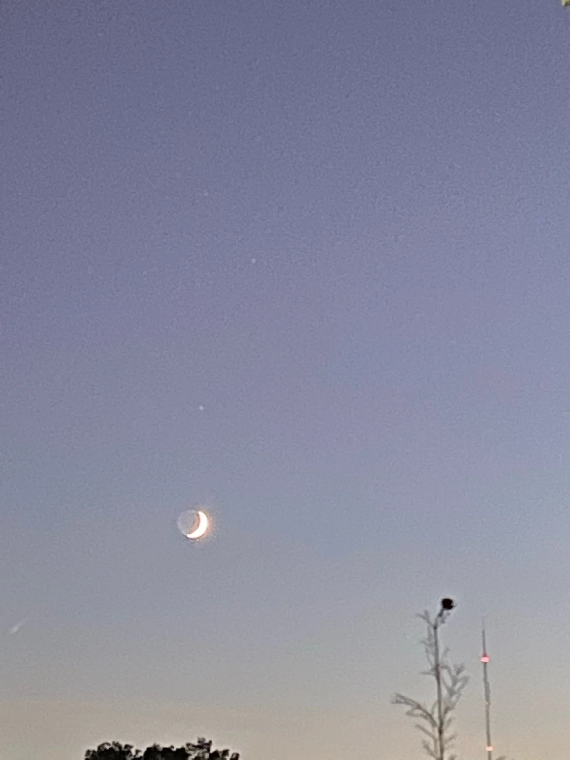 Waxing Crescent Moon 🌙 Messages