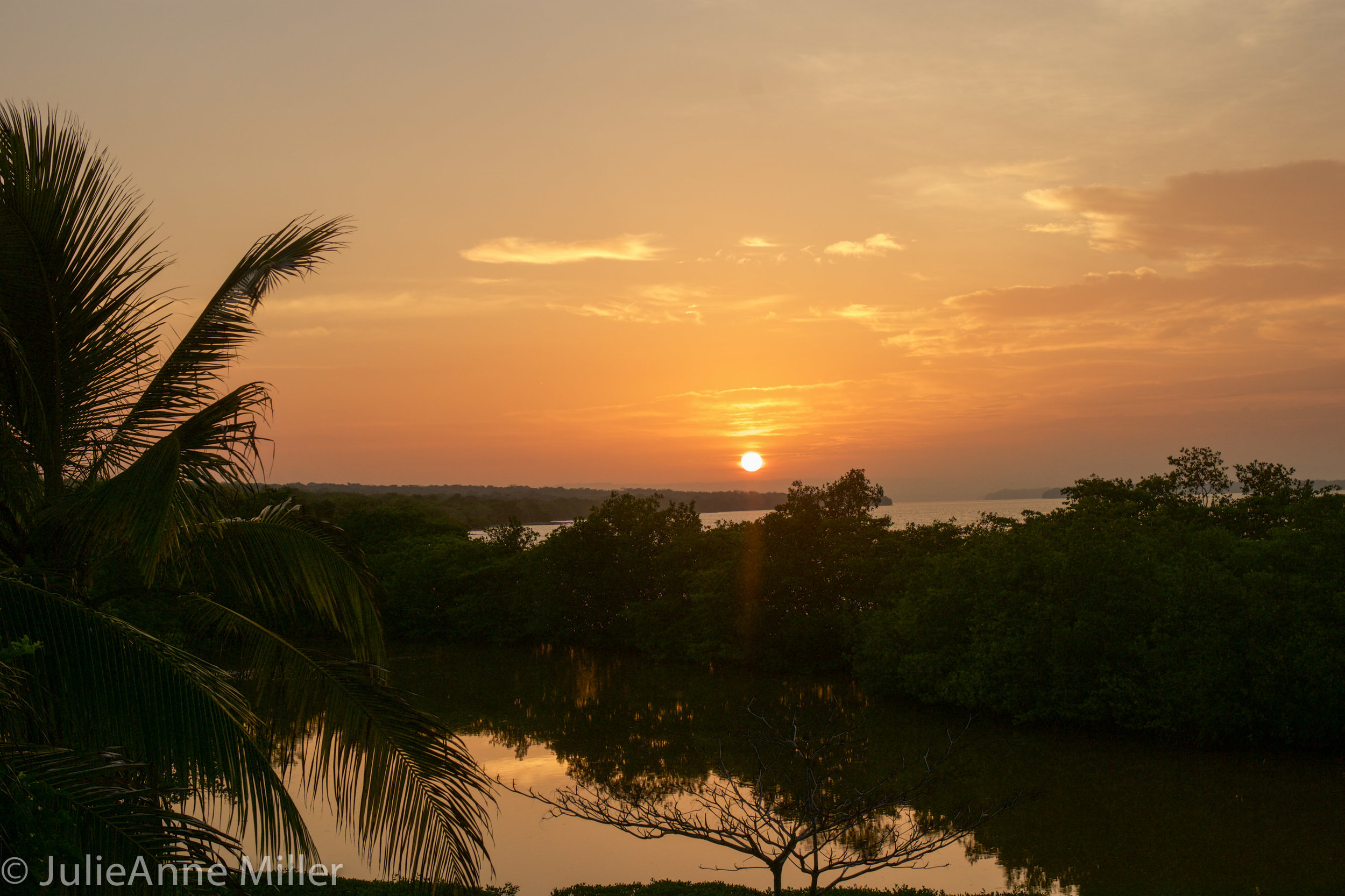 hotel maglares sunrise.jpg