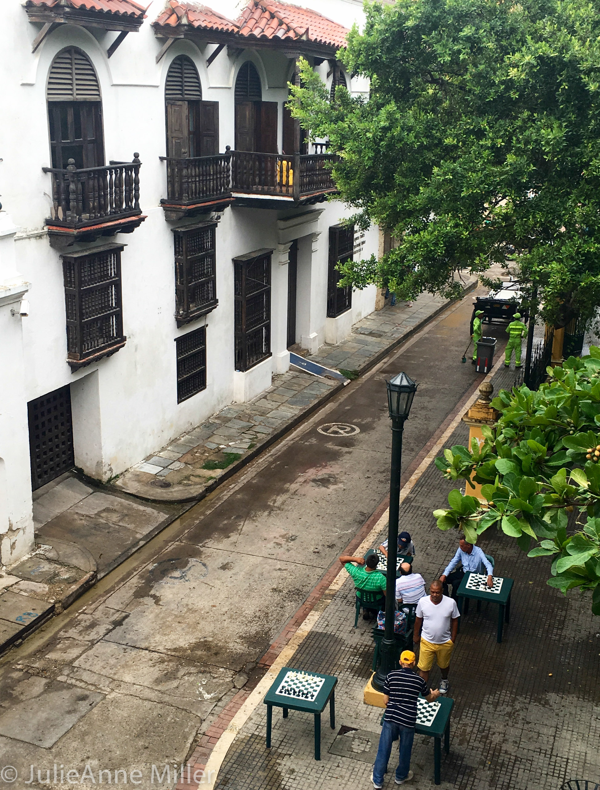 Bolivar Square.jpg