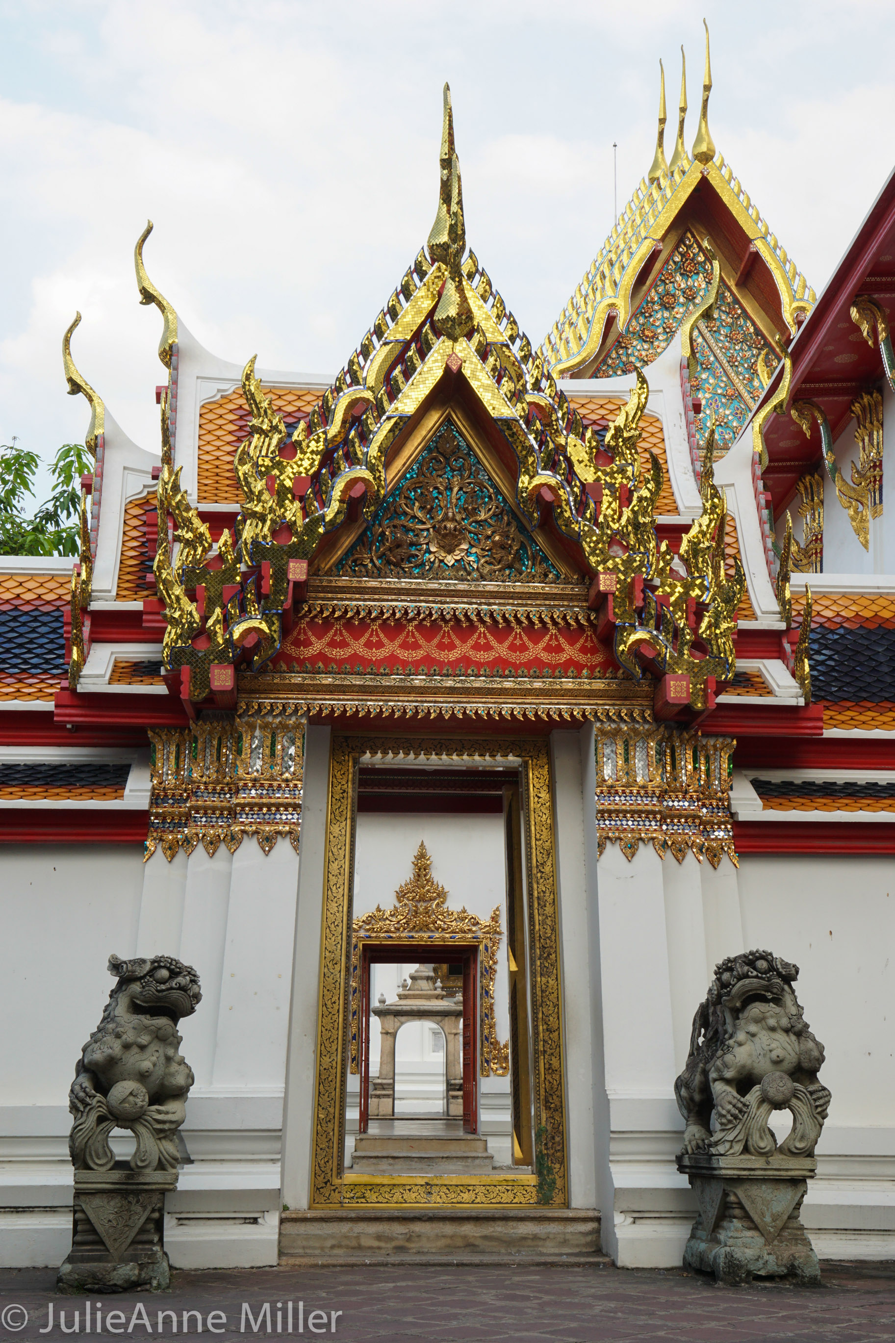 Wat Pho 1.jpg