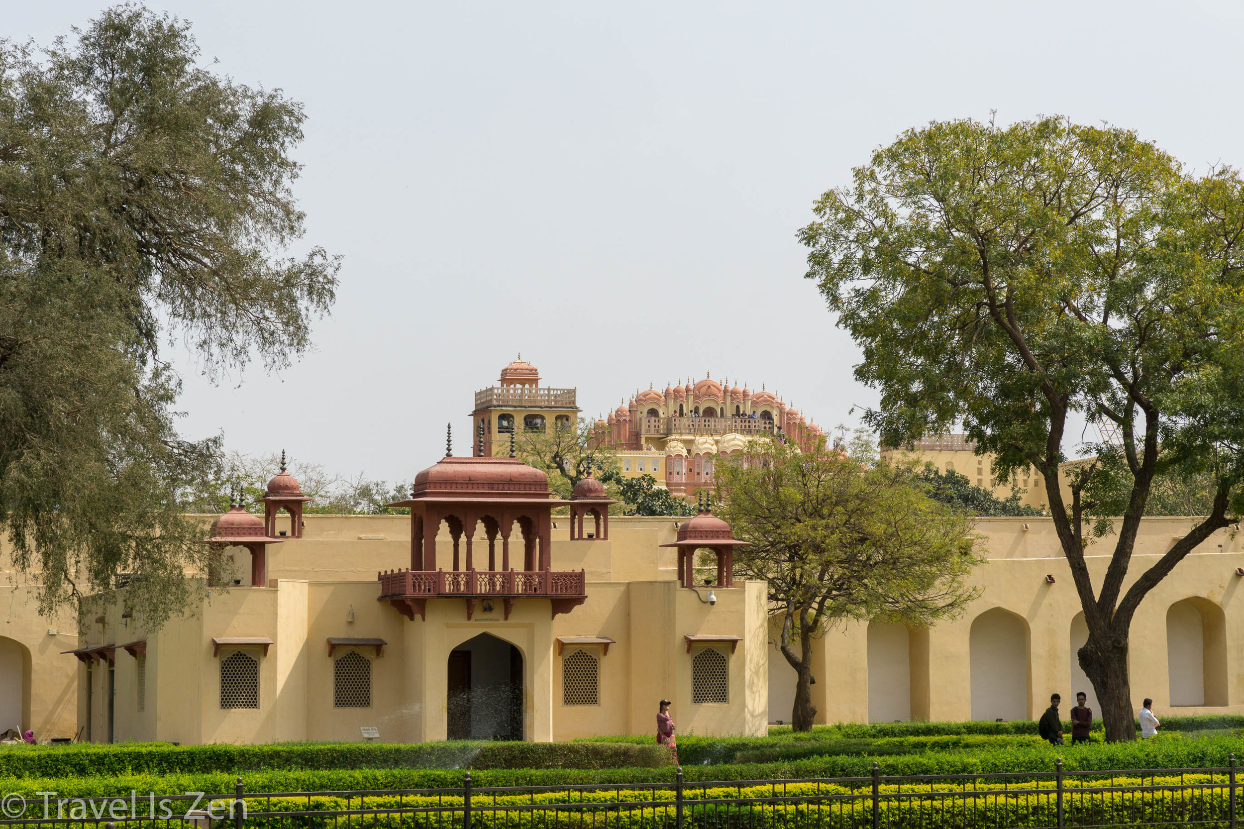 Janta Mantar with Hawa Mahal in background