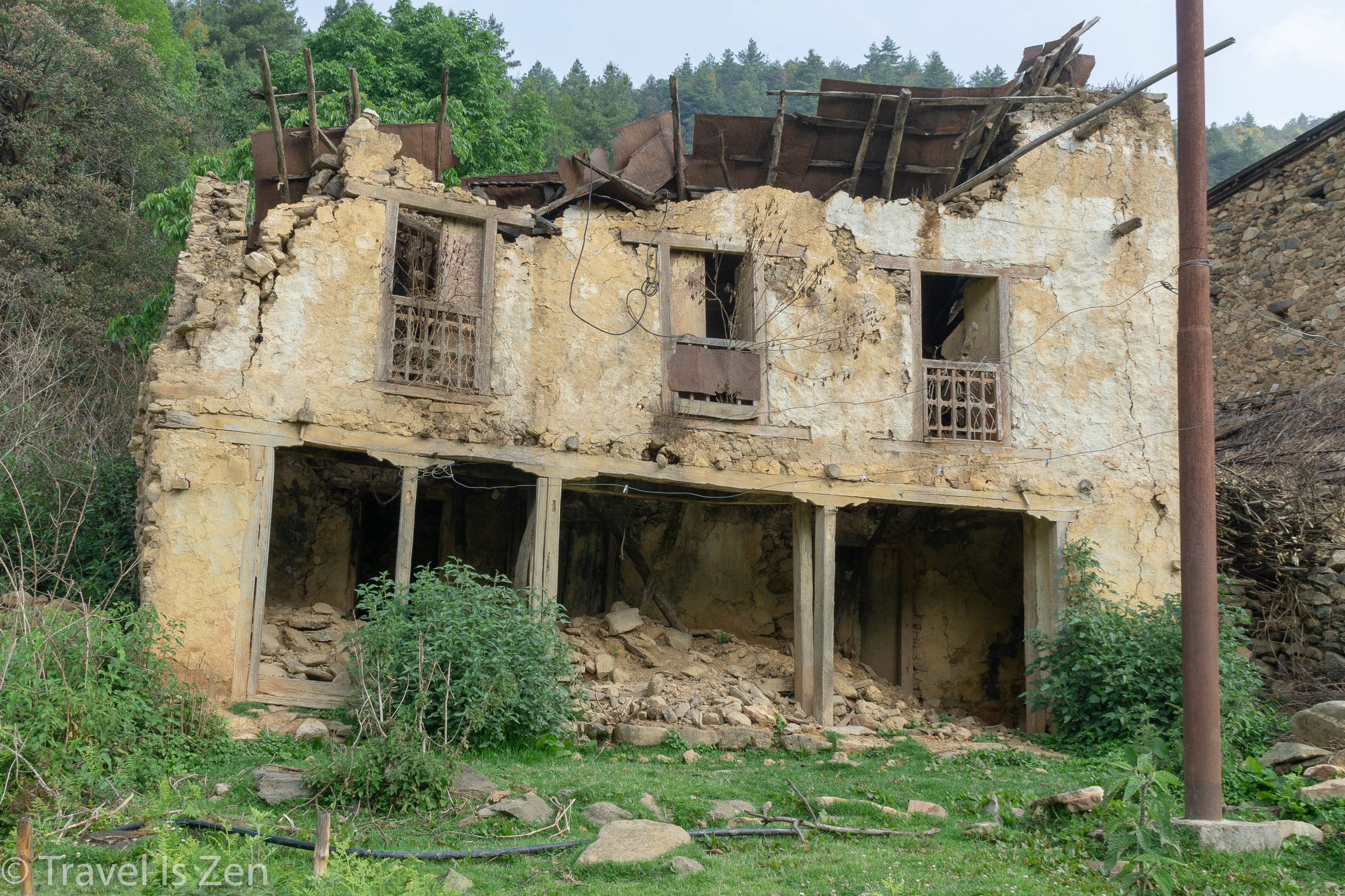 earthquake damage