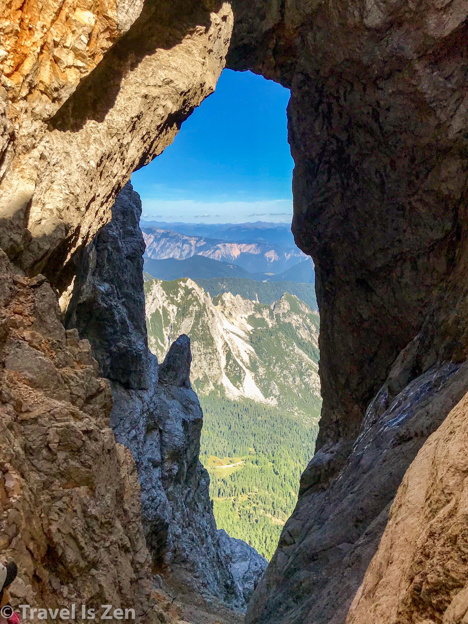 Okno "window", Prisojnik