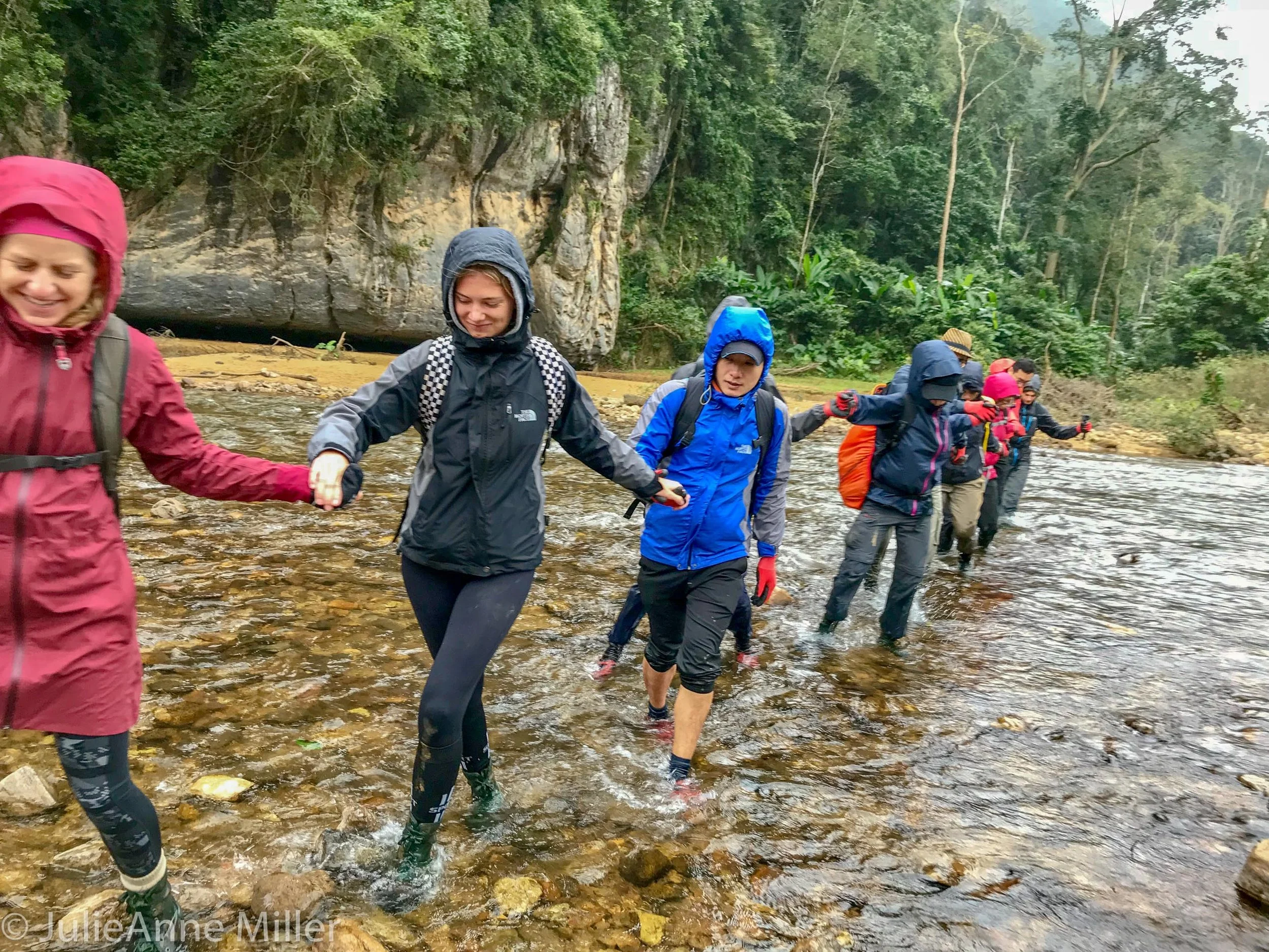 trek to Hang En Cave