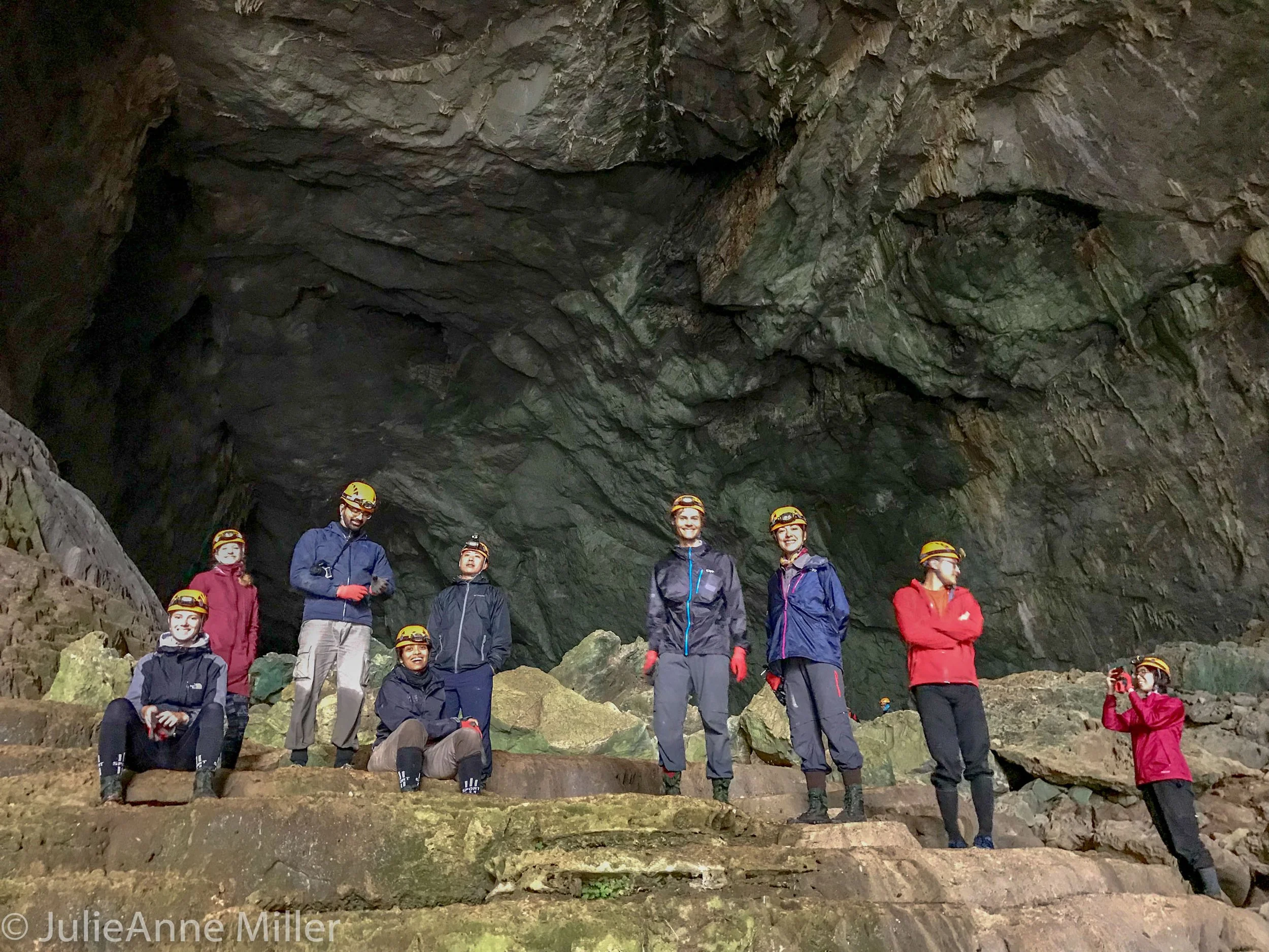 trekking team