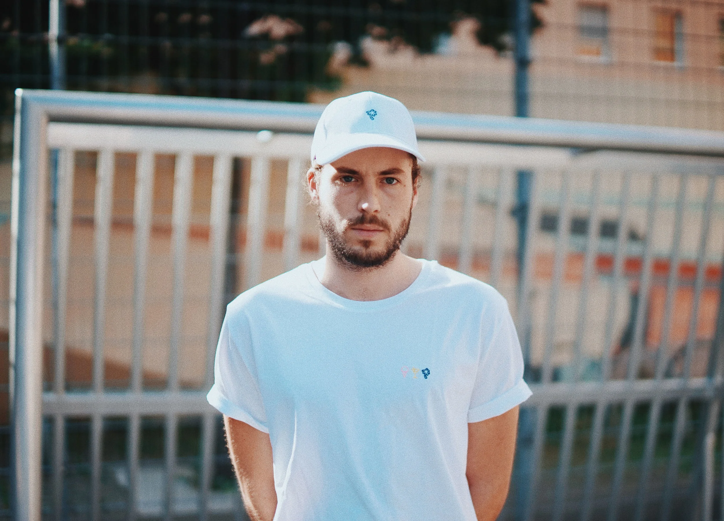 TLHxLM_4.jpg