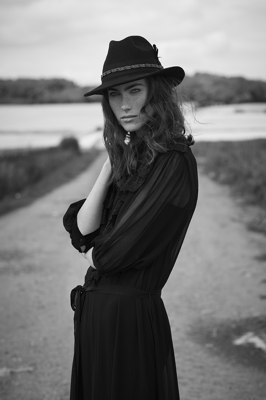 "...the seasons actually stop mattering, they come, they go...and fast fashion flashes in it's pan." THE QUIET REVOLUTION by Shelly Vella Photographs by Elizabeth Gibson
