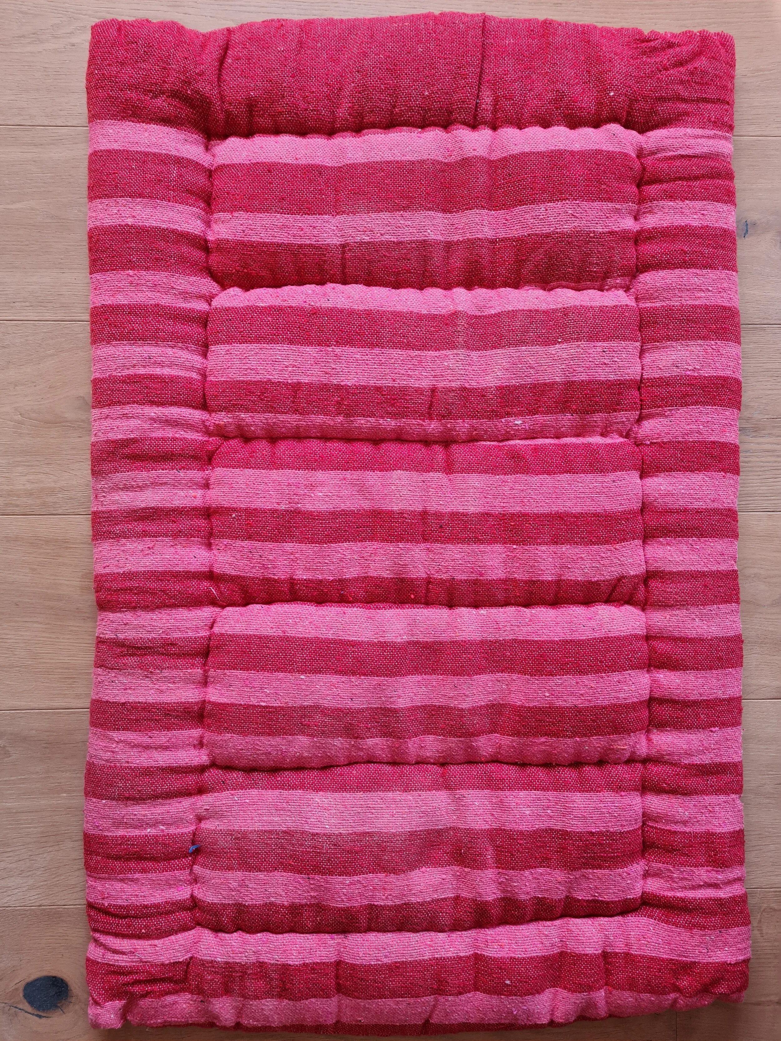Red and pink dog mat large