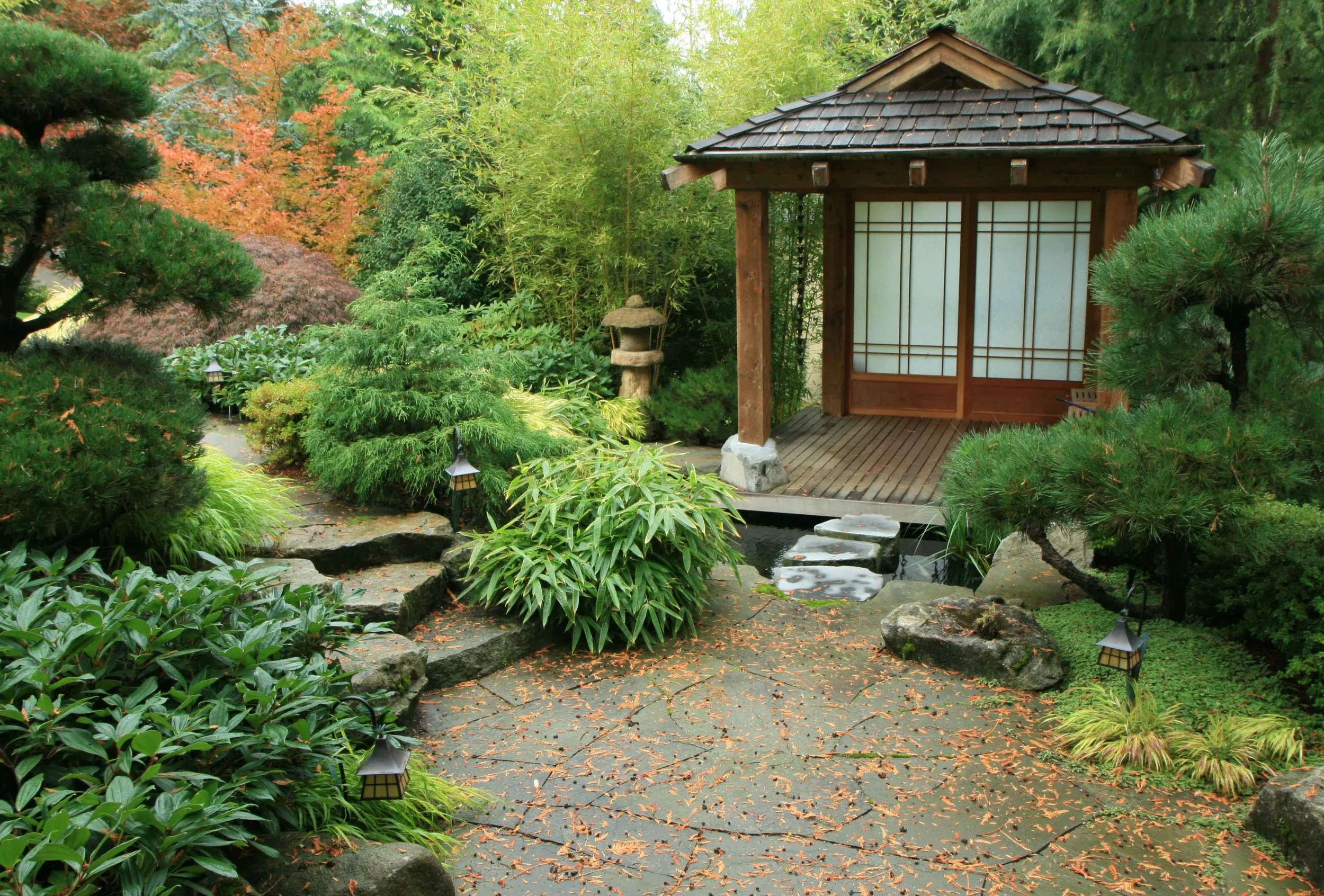 18 guthrie garden house 2c.jpg