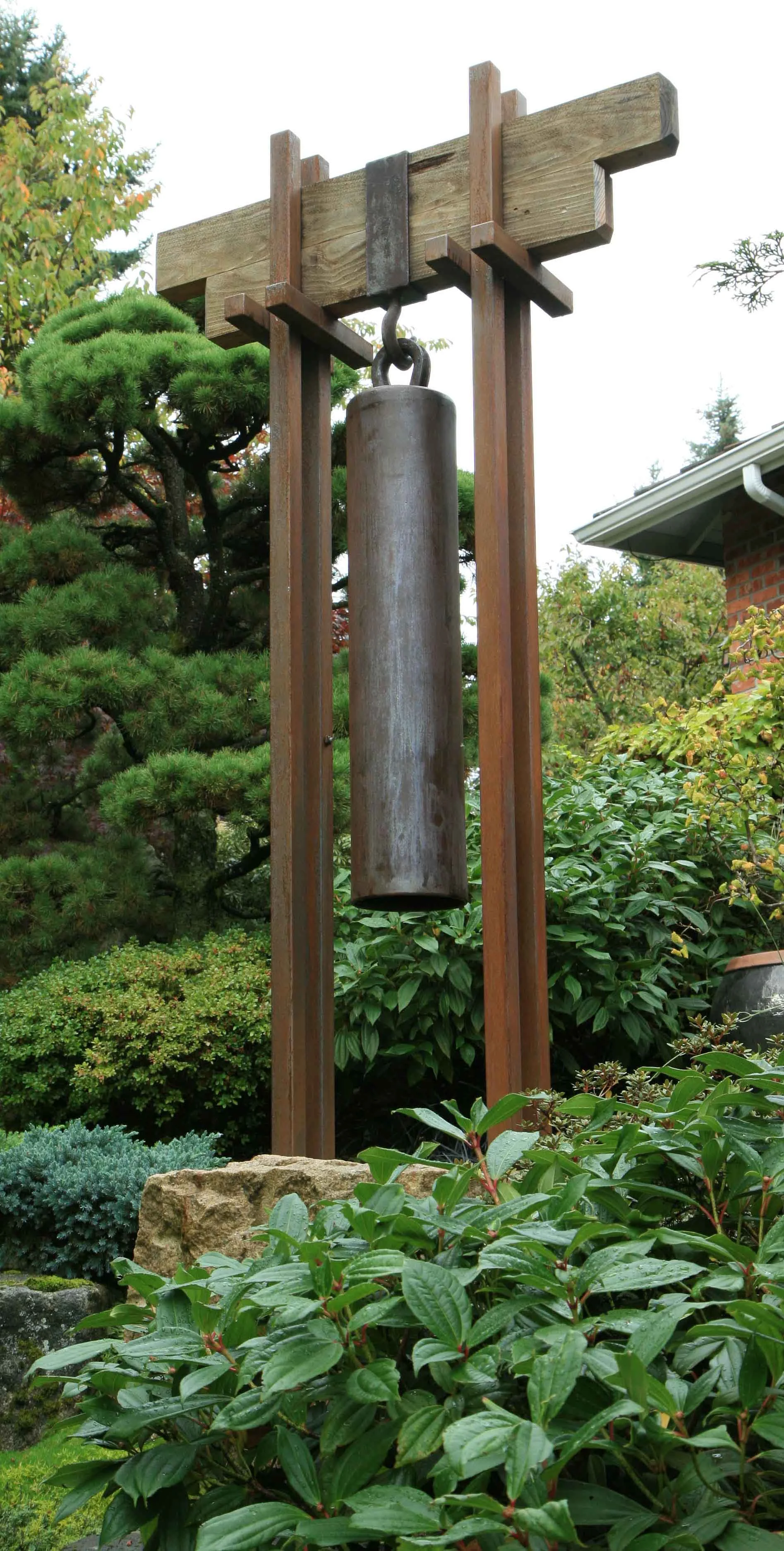 1 guthrie bell.jpg