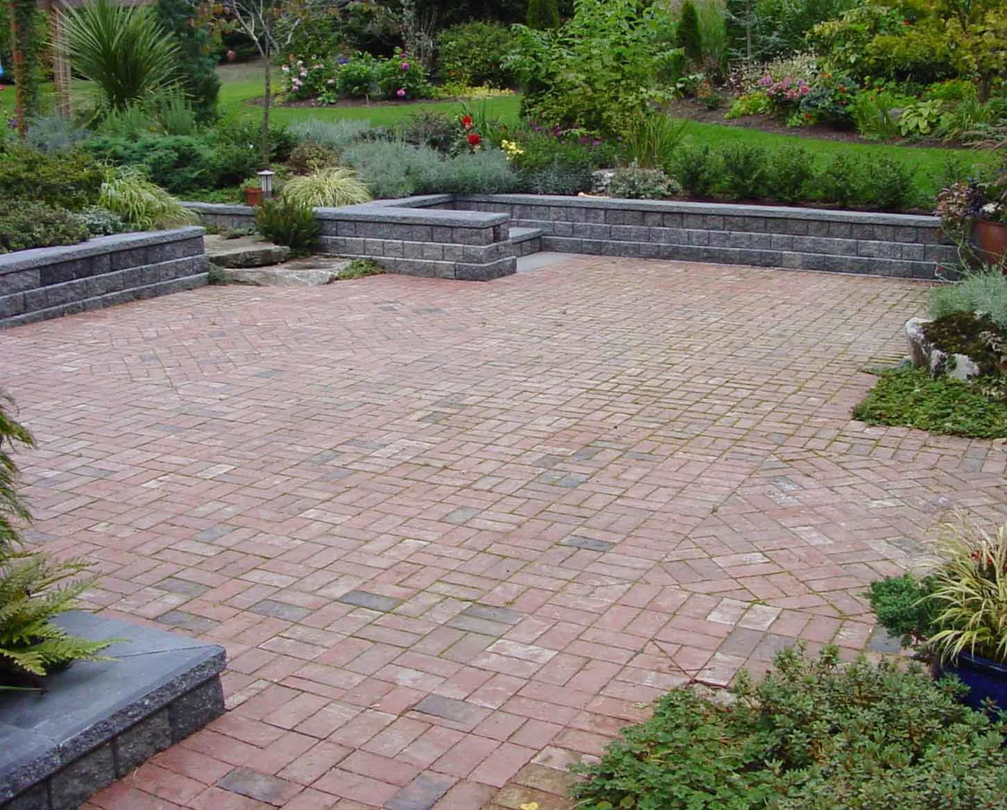 38 balston patio42a.jpg