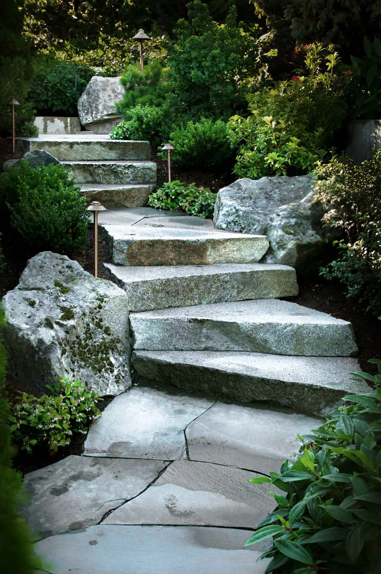 1wnw2 cut granite steps.jpg