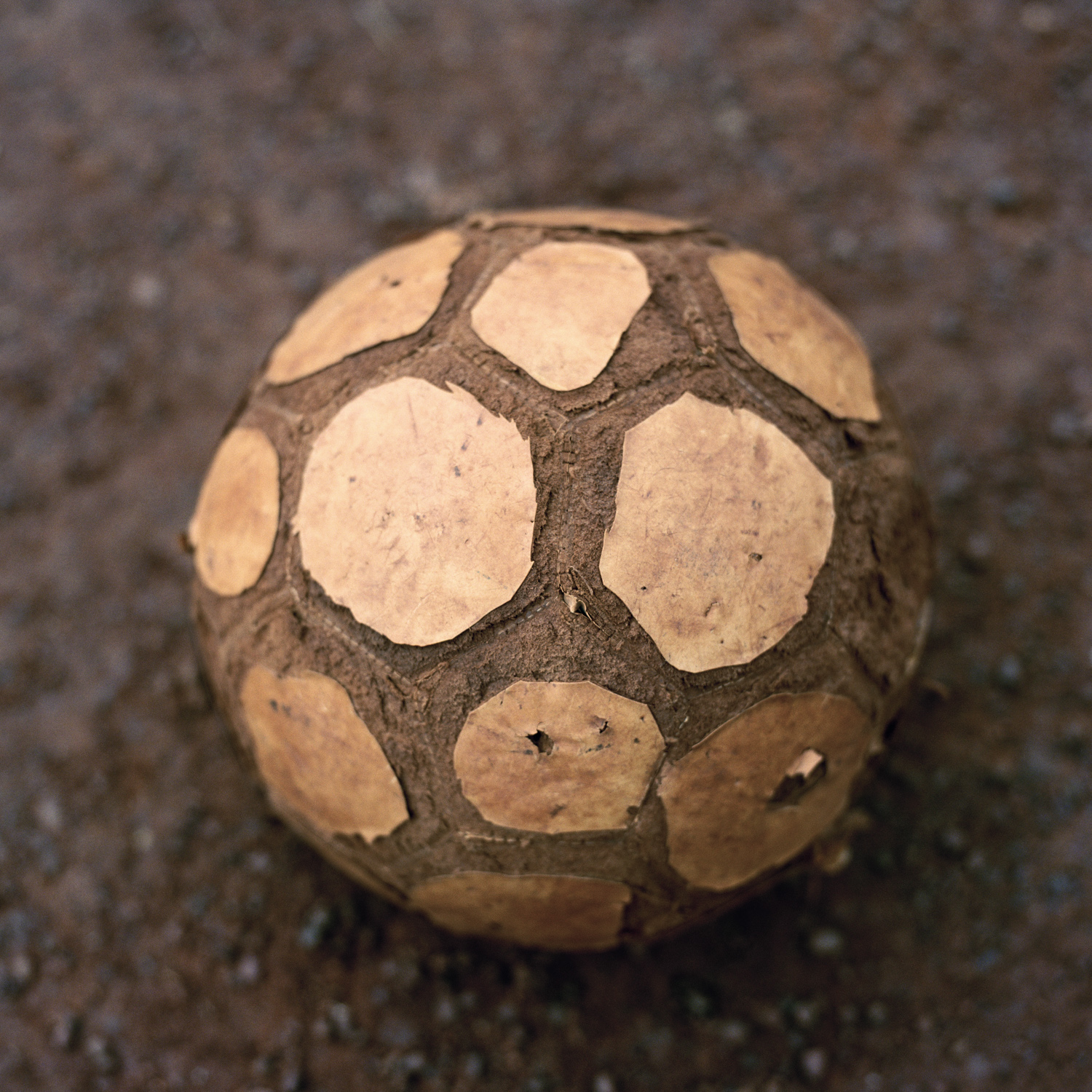 22.sani_old_ballSani's old ball.jpg