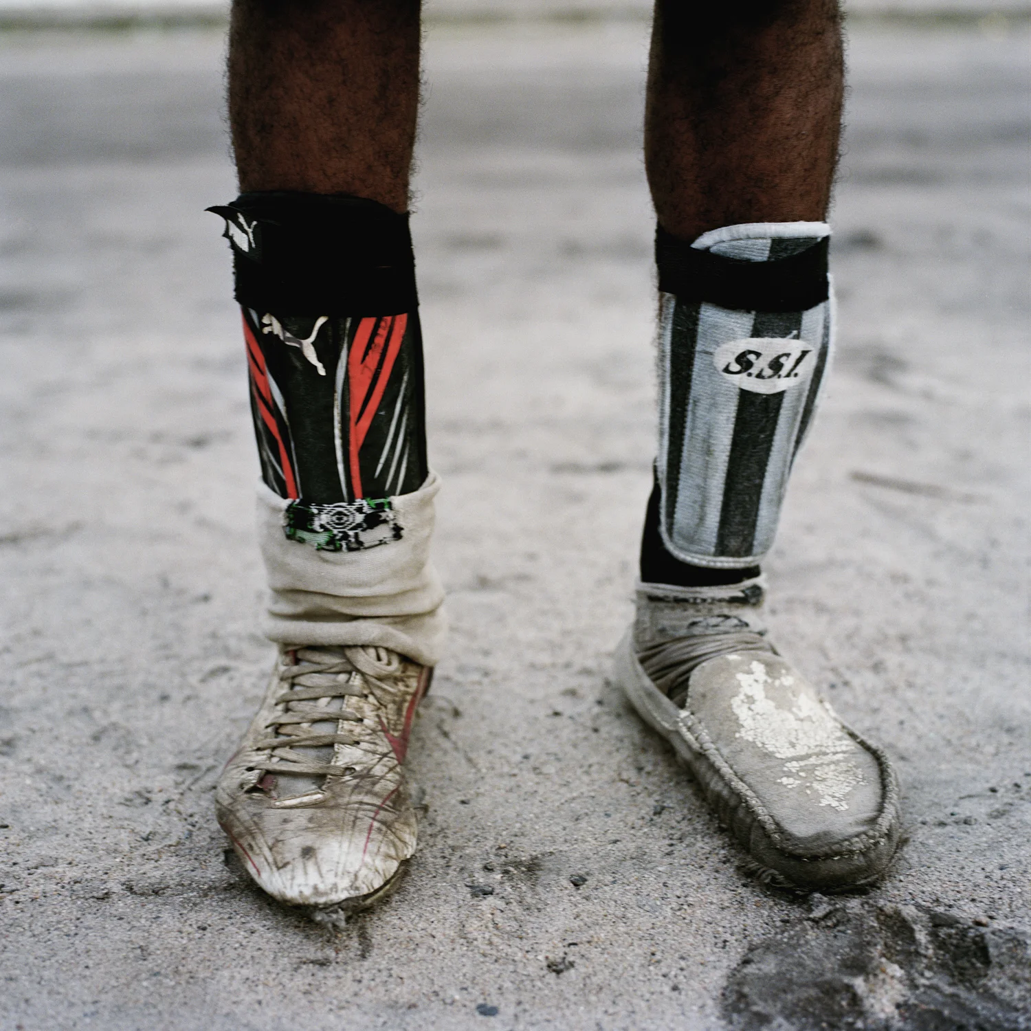 24.shin_pads.jpg