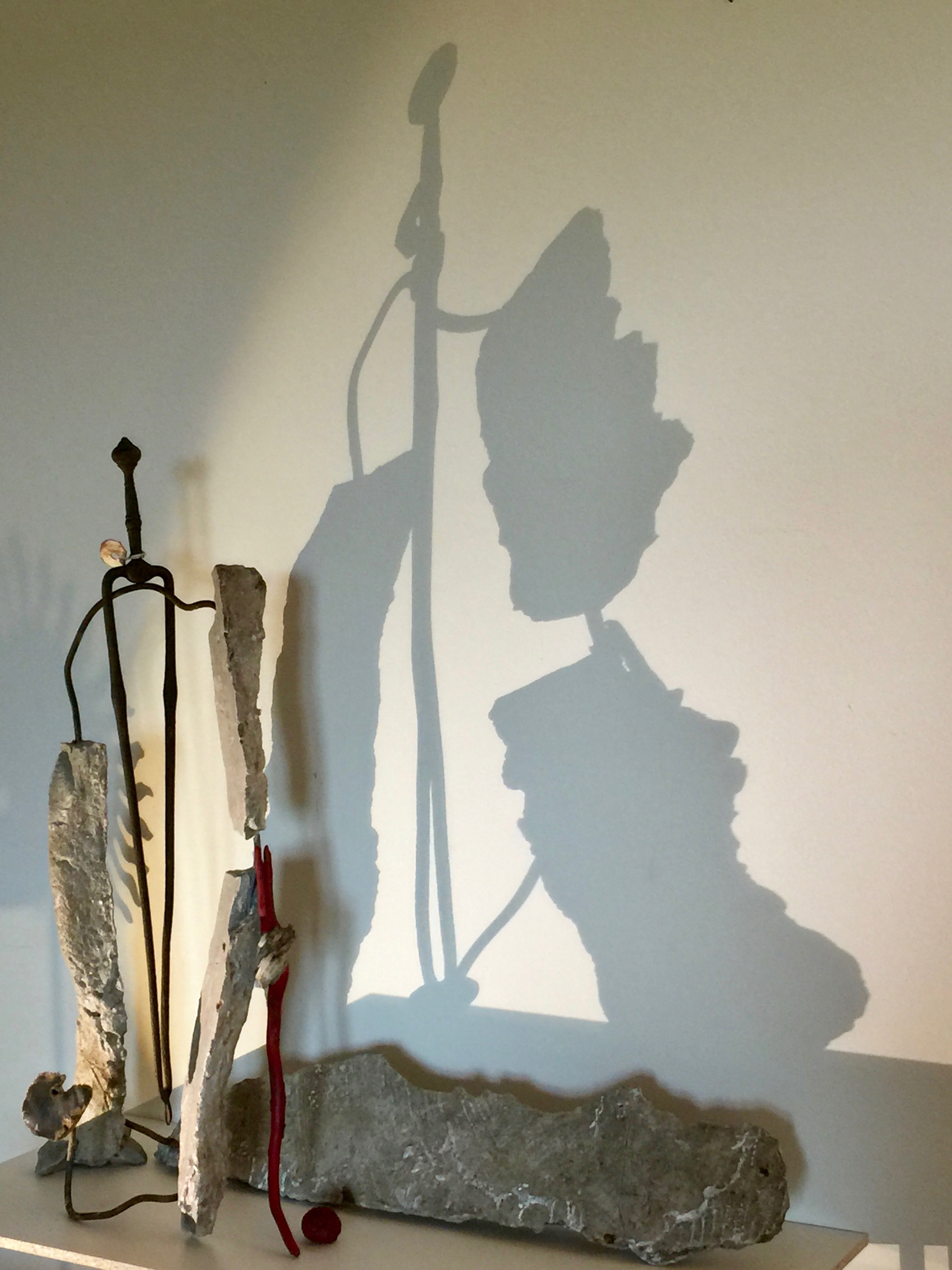 Betonskulptur mit Schatten (2017)