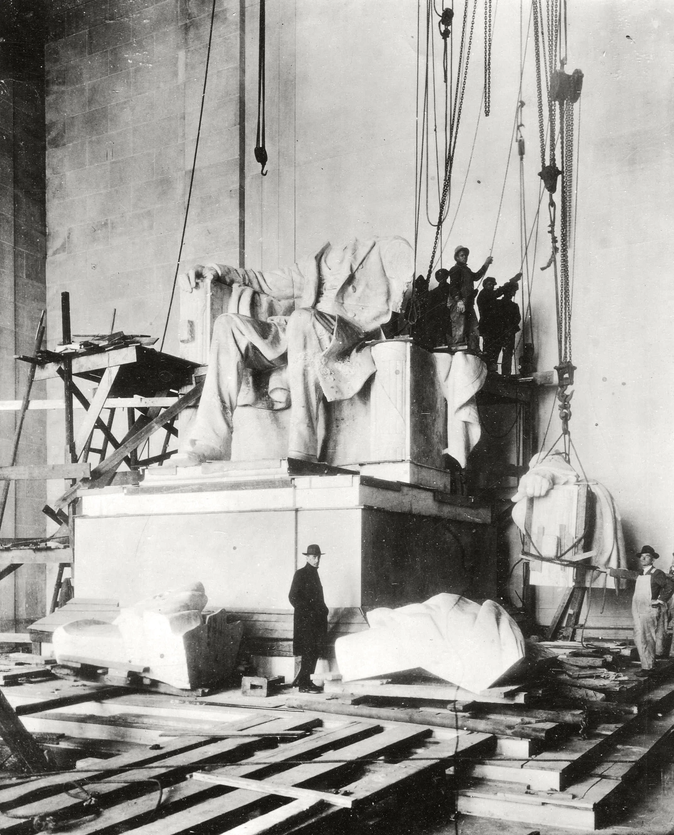 LincolnMemConstruction.jpg