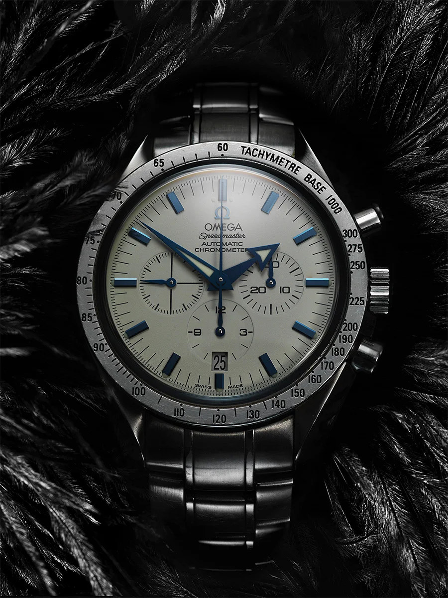 omega-feathers-1-web-1.jpg
