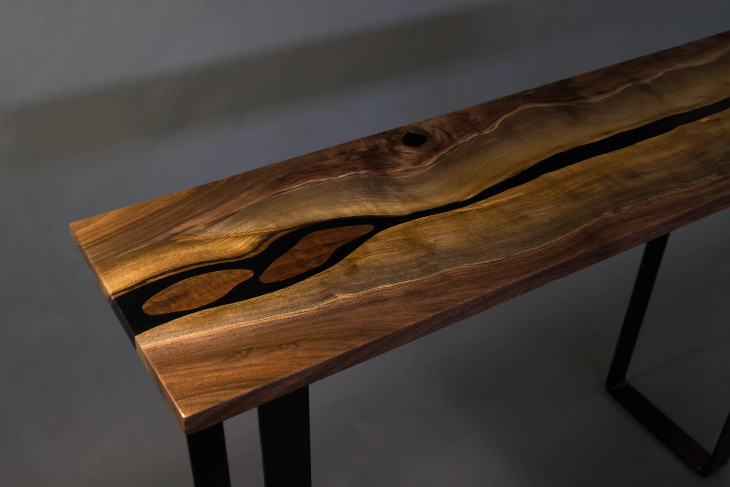 rustic console table.jpg