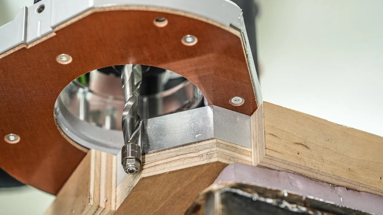 Rich Tones for a Coffee Table