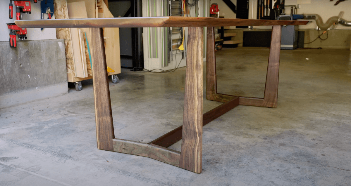 Building a glass table final stage 3