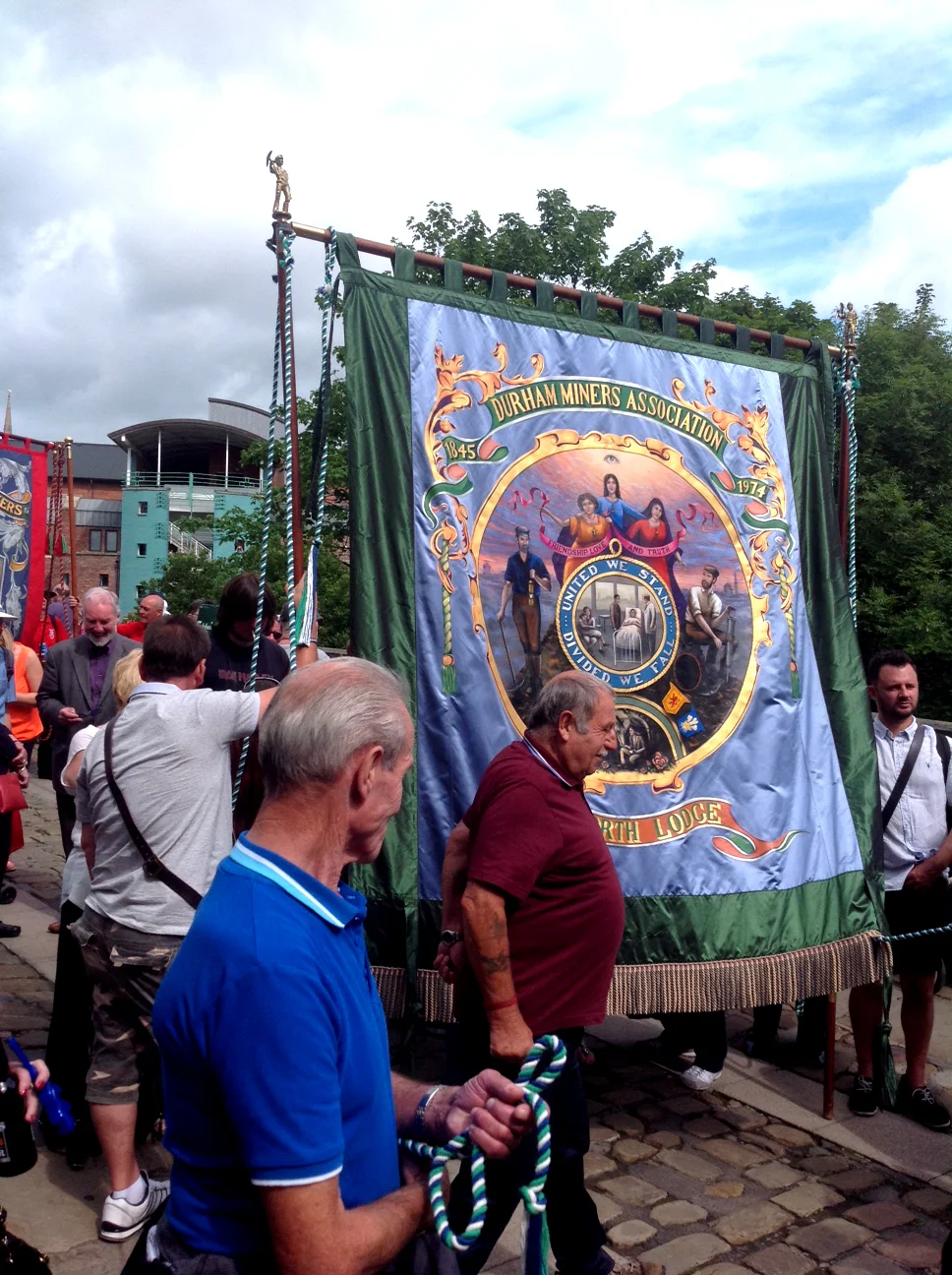 The Three Graces, Gala 2015.jpg