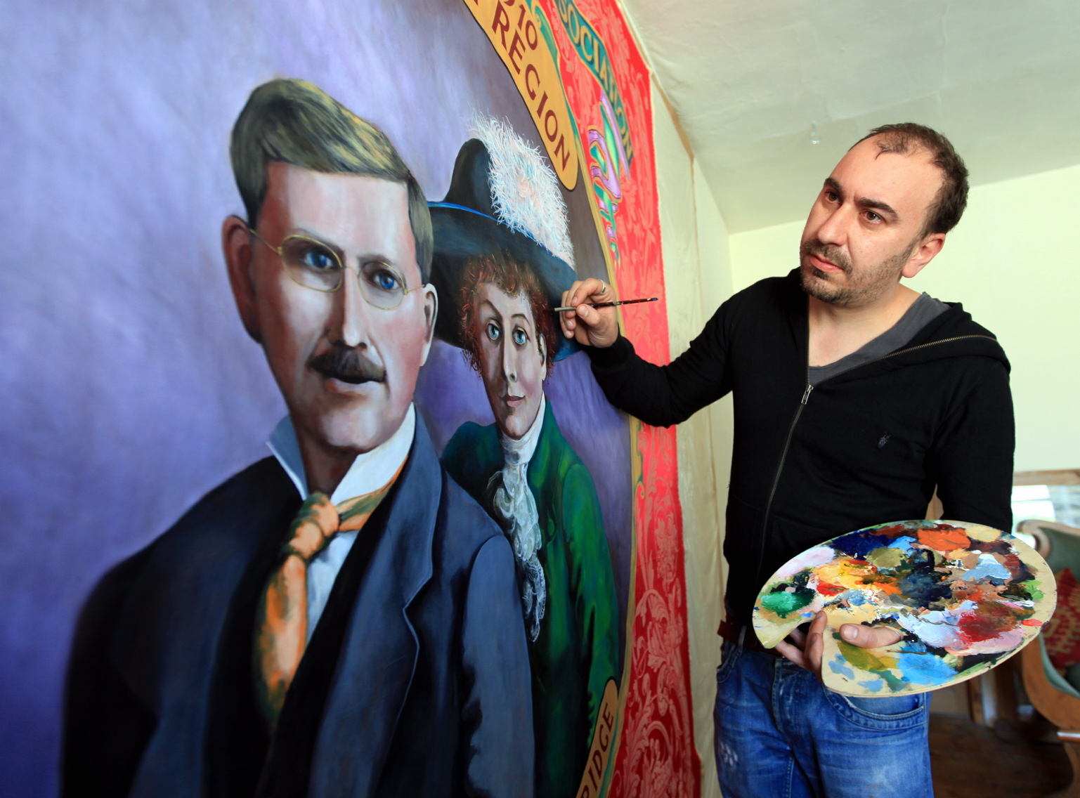 Edgar painting the WEA.JPG