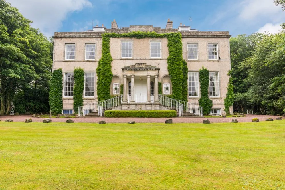 crop_9999_666_Regency-Mansion-Scotland-Olivers-Travels-14.jpg