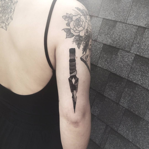 Blackwork Knife Tattoo by Katt