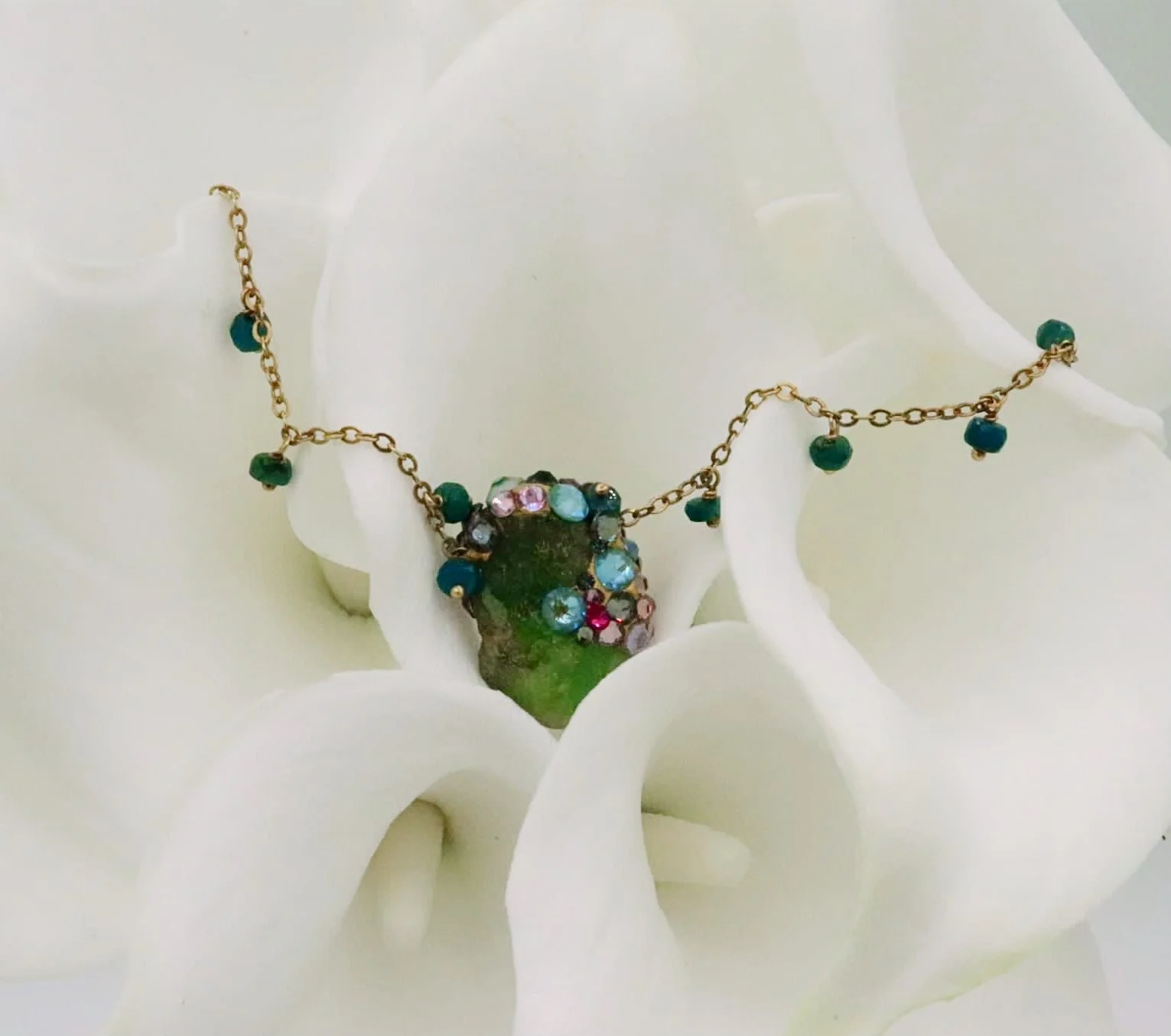 Emerald W/ Aventurine Gold Chain Pendant 