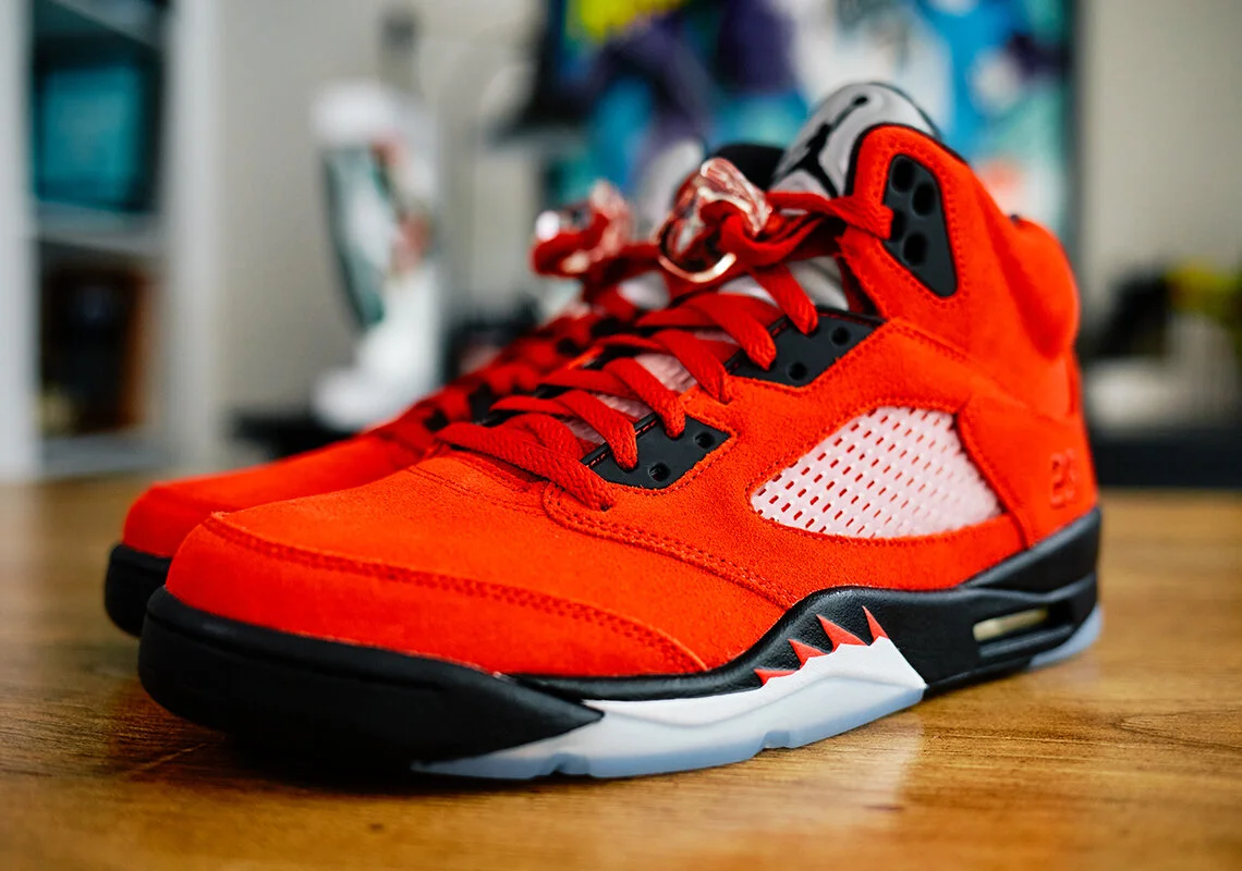 jordan 5s raging bulls