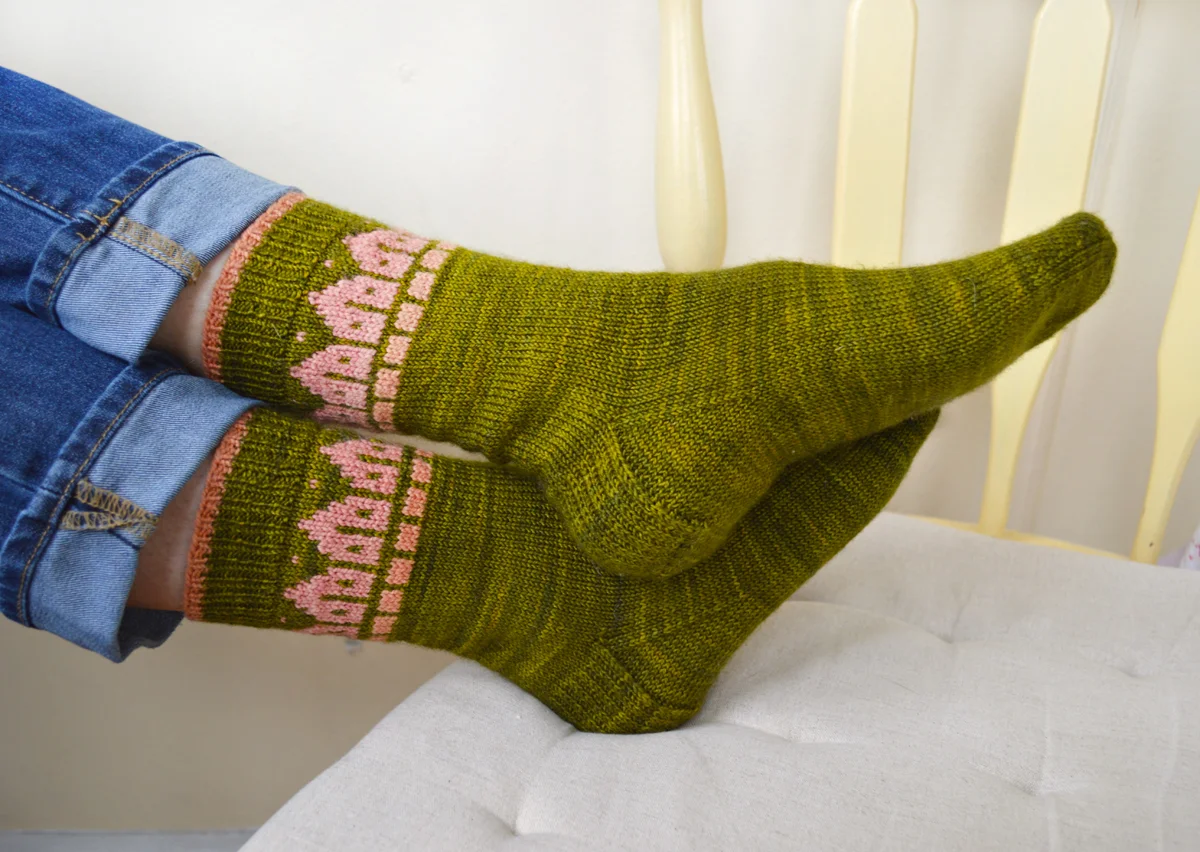 Rowhouse Socks_72_2.jpg