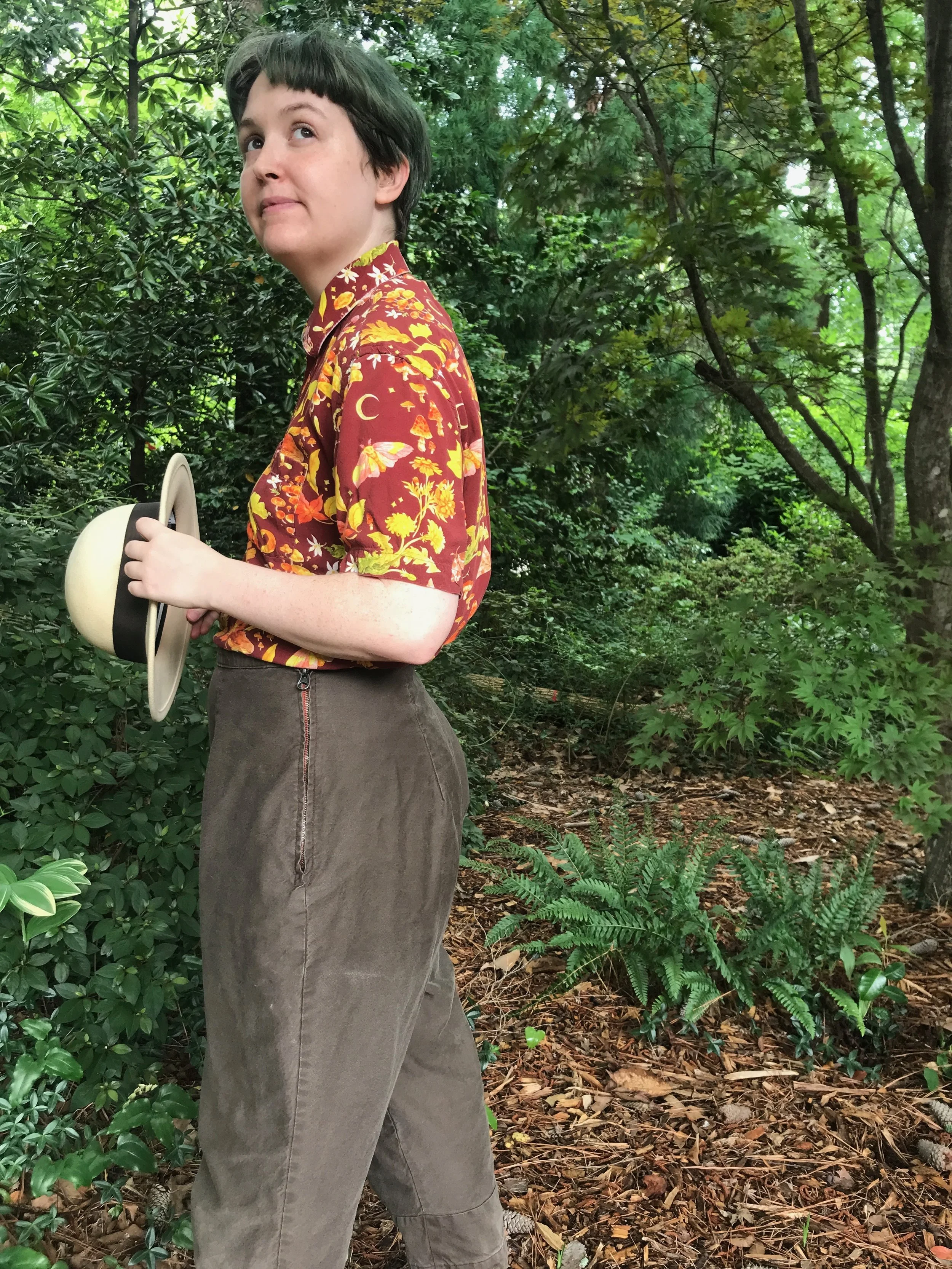 トップス SHEER CARDBOARD PUFF SHOULDER TOP セール】SHEER CARDBOARD PUFF SHOULDER TOP（Tシャツ