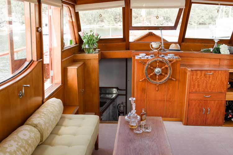 09+The+saloon,+looking+into+the+galley.+Photo+Sydney+Classic+Boat+Charters.jpg