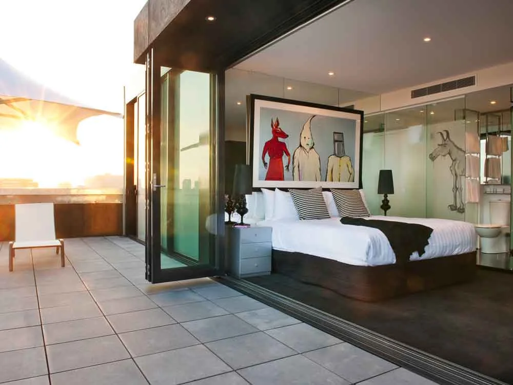 Art-Series-The-Cullen-Penthouse-(9).jpg