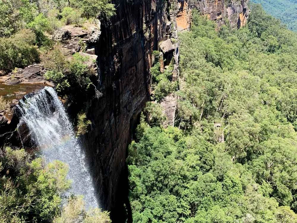 Waterfall_2.jpg