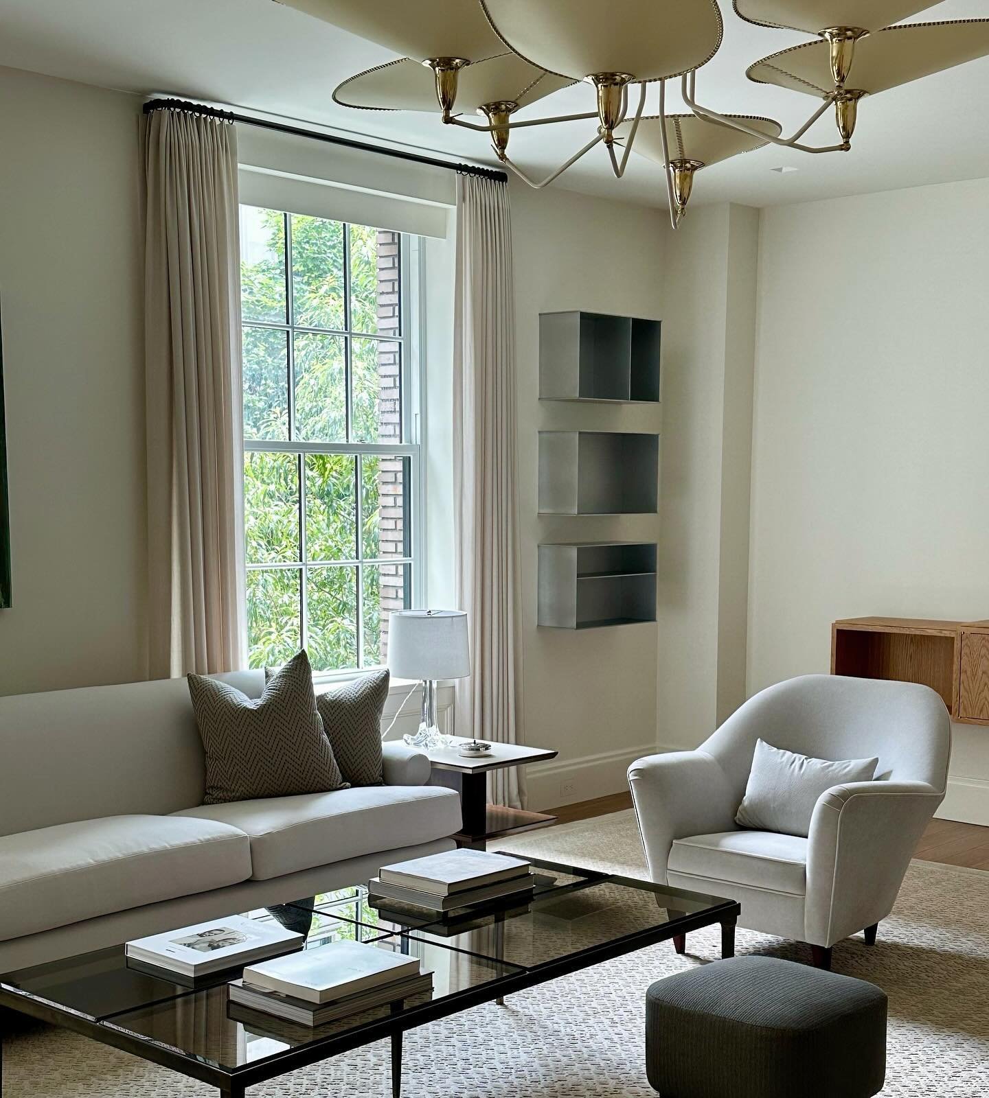 Progress on Park Ave, with perfect shelves by @jonathan_nesci