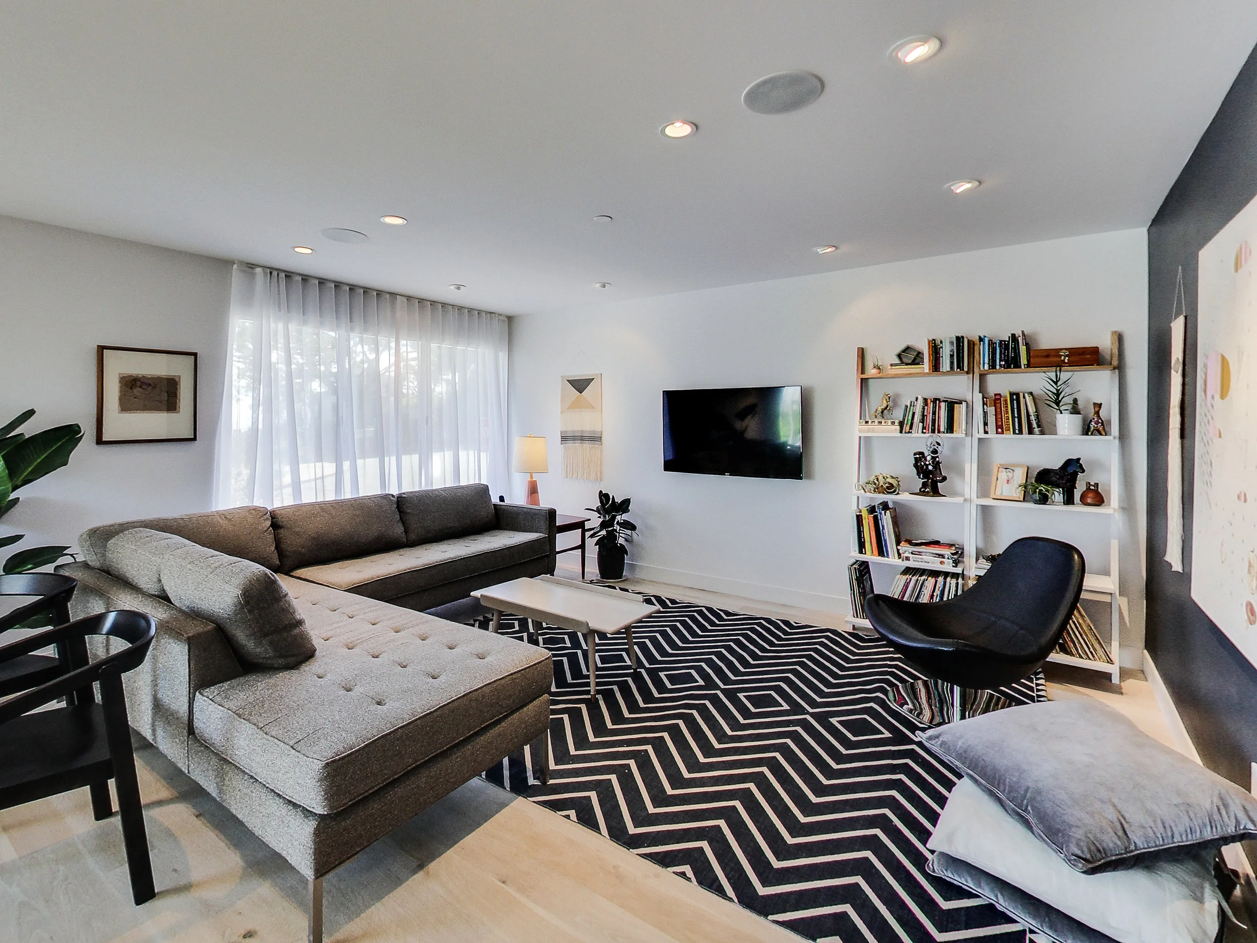 790 Sanchez View Flat - 0017.jpg