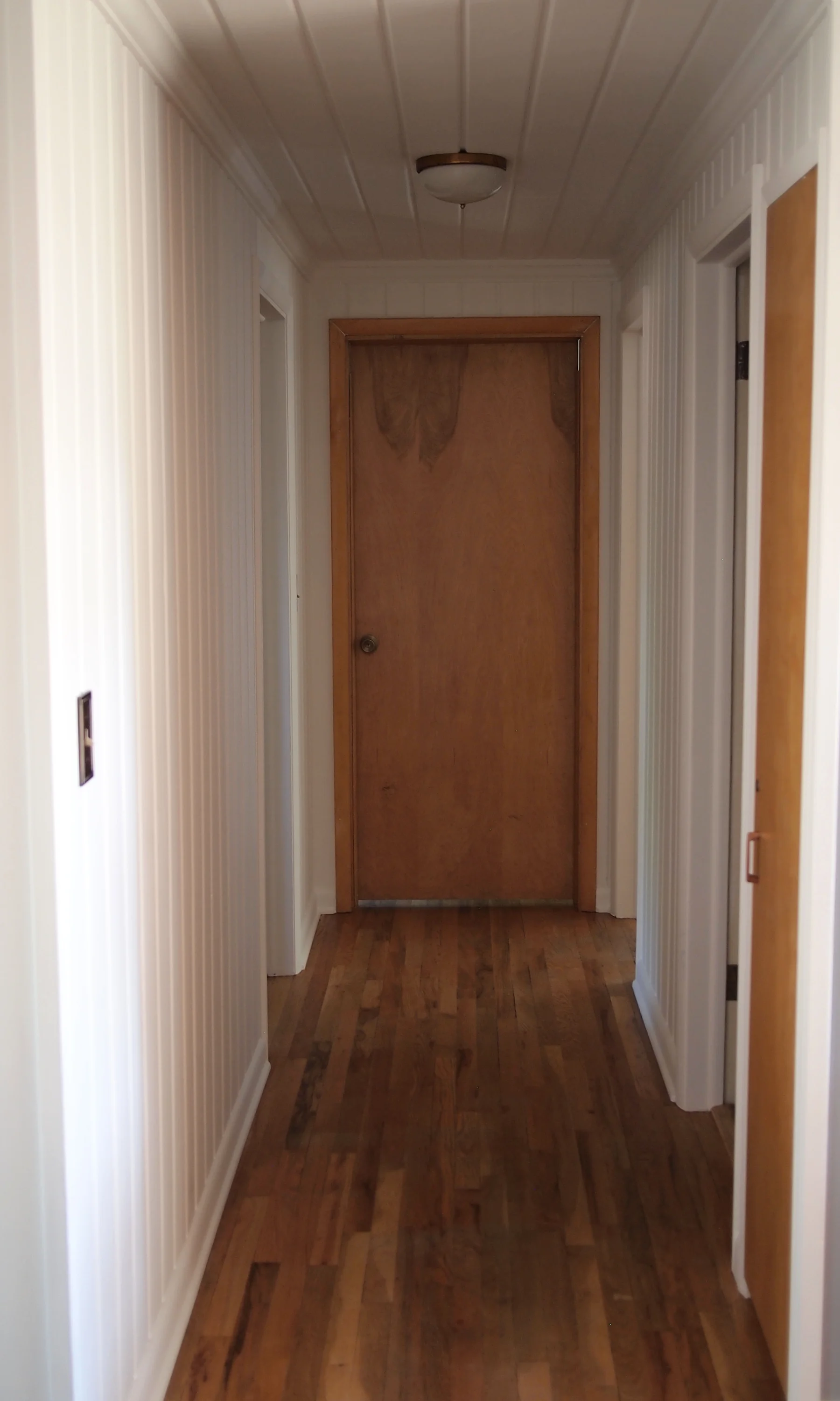 Hall2.jpg