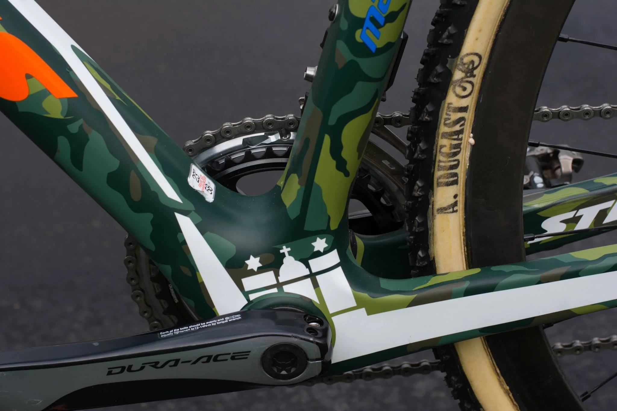 Hear at the Goat, we have strong ties to Hamburg, Germany, so the fact that Mathieu’s Stevens Prestige Disc proudly displays “das Hamburg Logo”, is just the icing on the cake.