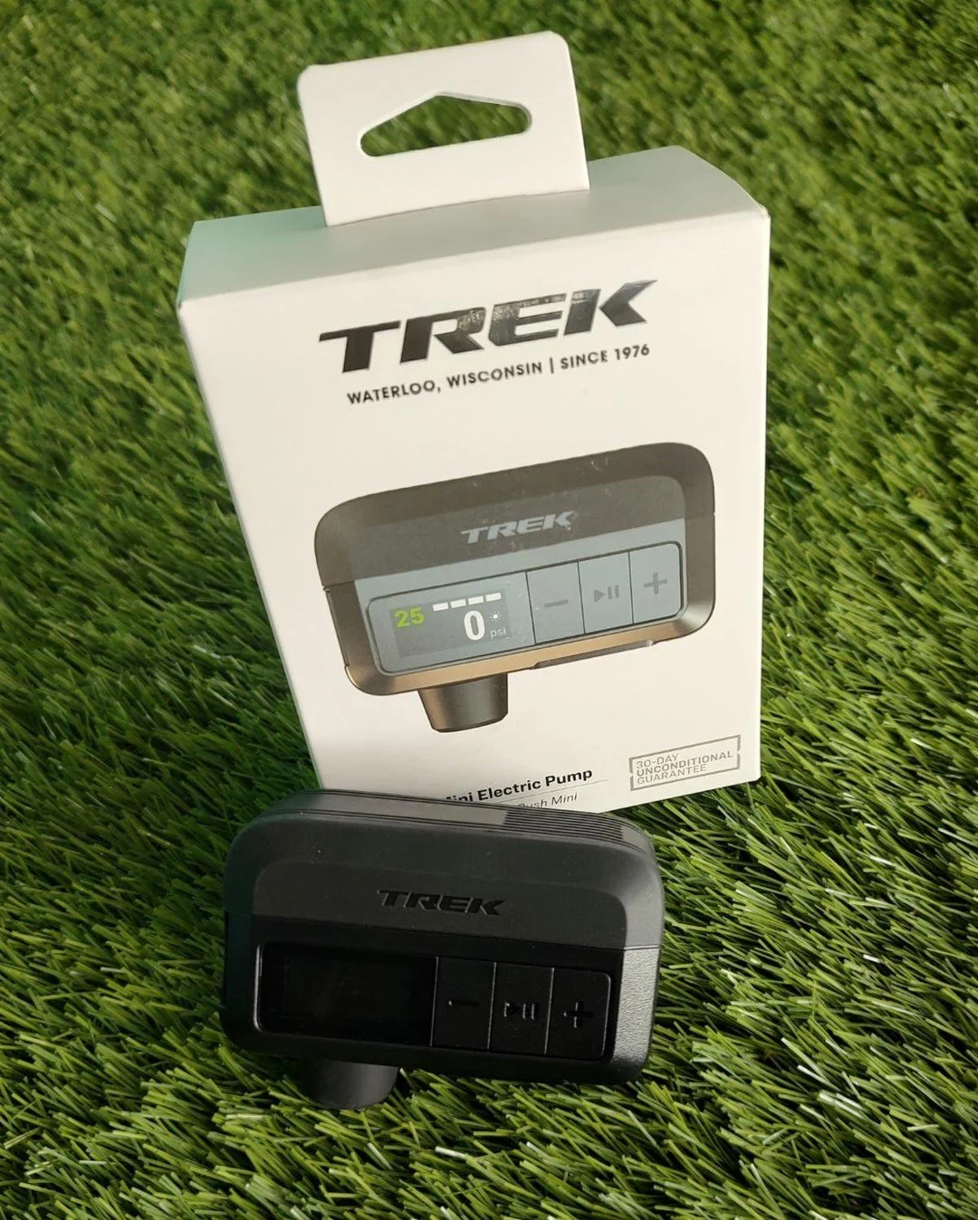 Have you ever been on the side of the road cursing your mini hand pump? Well, curse no more!! Trek's Air Rush Electric Pump is a powerful electric pump that's small enough to fit in a saddle bag or pocket and strong enough to inflate multiple bike ti