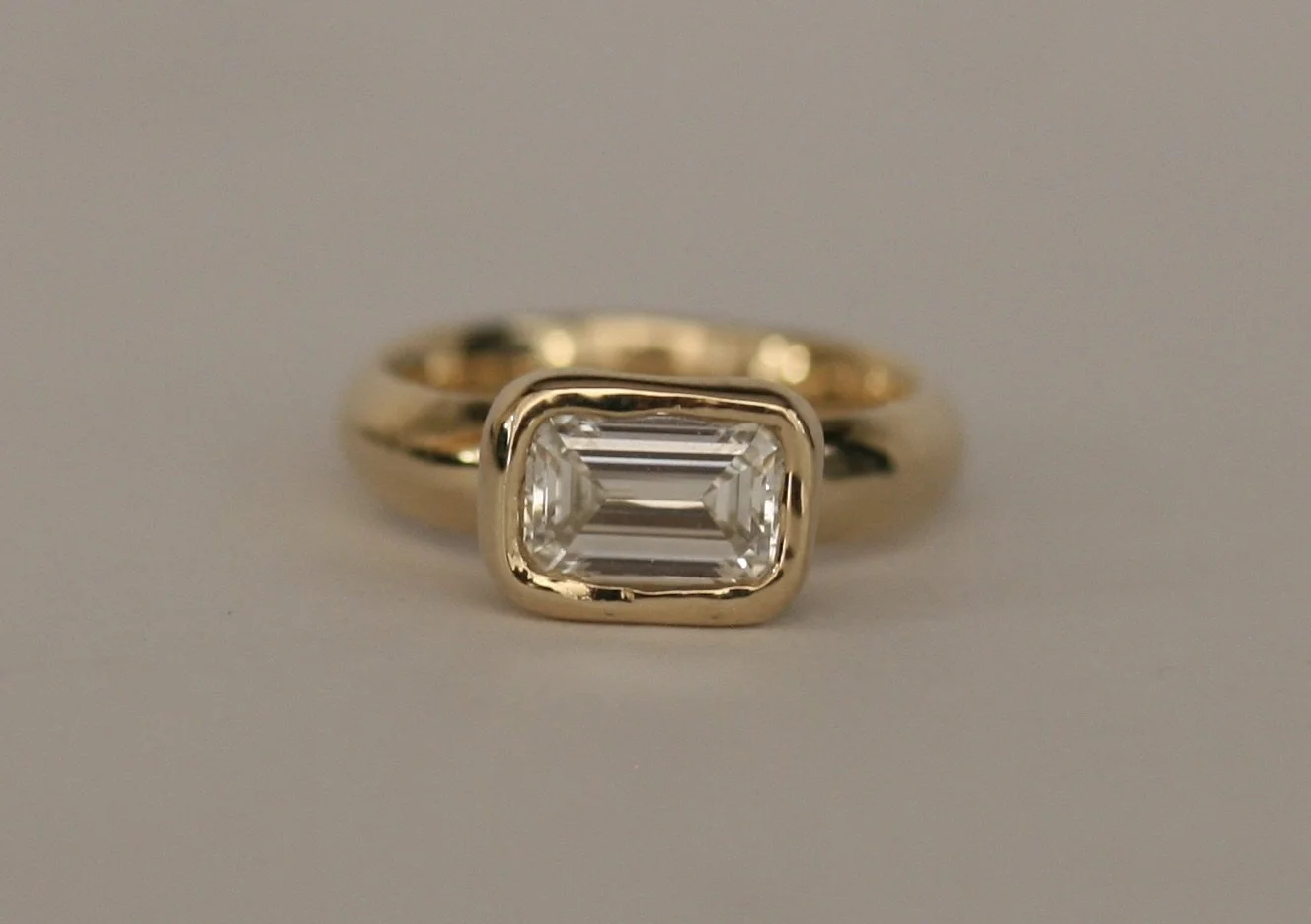 Lonra Diamond Ring