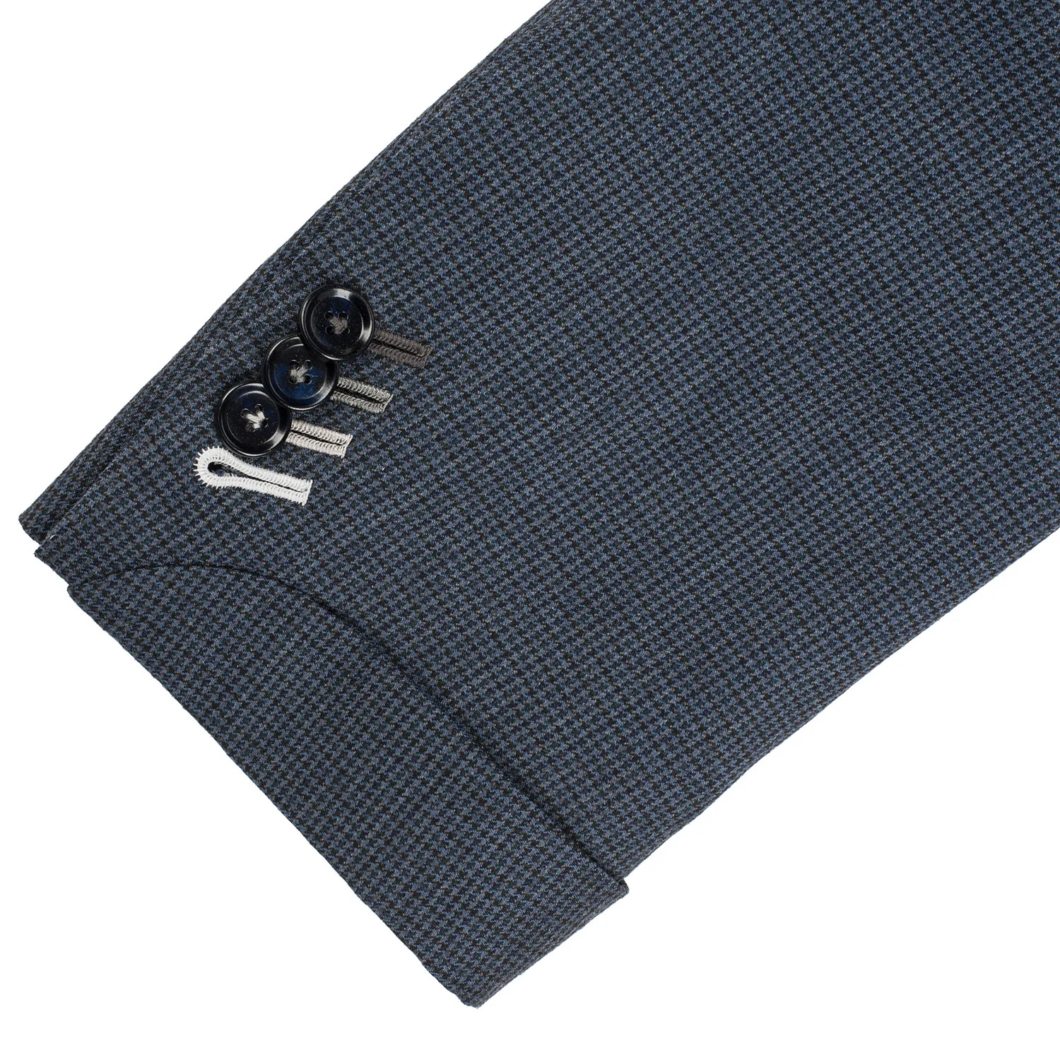 Functional Sleeve Button with Natural Horn buttons